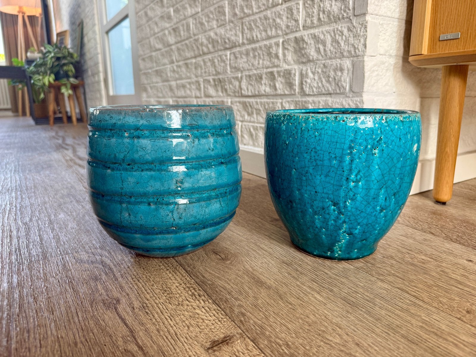 Z.G.A.N. Set van 2 Aardewerk Bloempotten turquoise, Tuin en Terras, Bloempotten, Ophalen, Rond, Zo goed als nieuw, Tuin