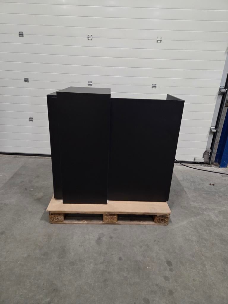Zwarte kassa/informatie balie met LED verlichting, Receptie of Entree, Ophalen, Gebruikt, Kast