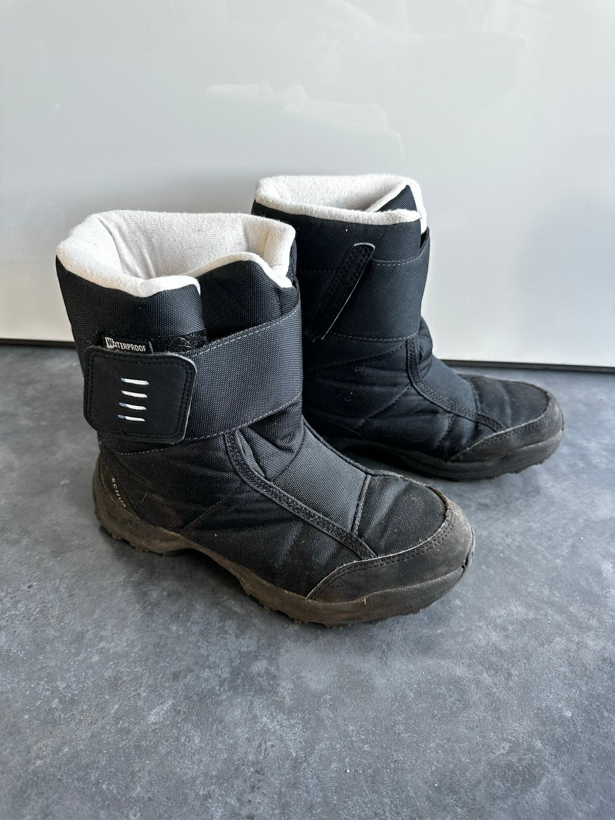 Quechua Snowboots Winterlaarzen Zwart Maat 37, Kleding | Dames, Ophalen of Verzenden, Gedragen, Zwart, Snowboots