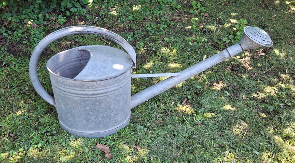 Antieke waterdichte zinken gieter - 13 liter, Ophalen of Verzenden