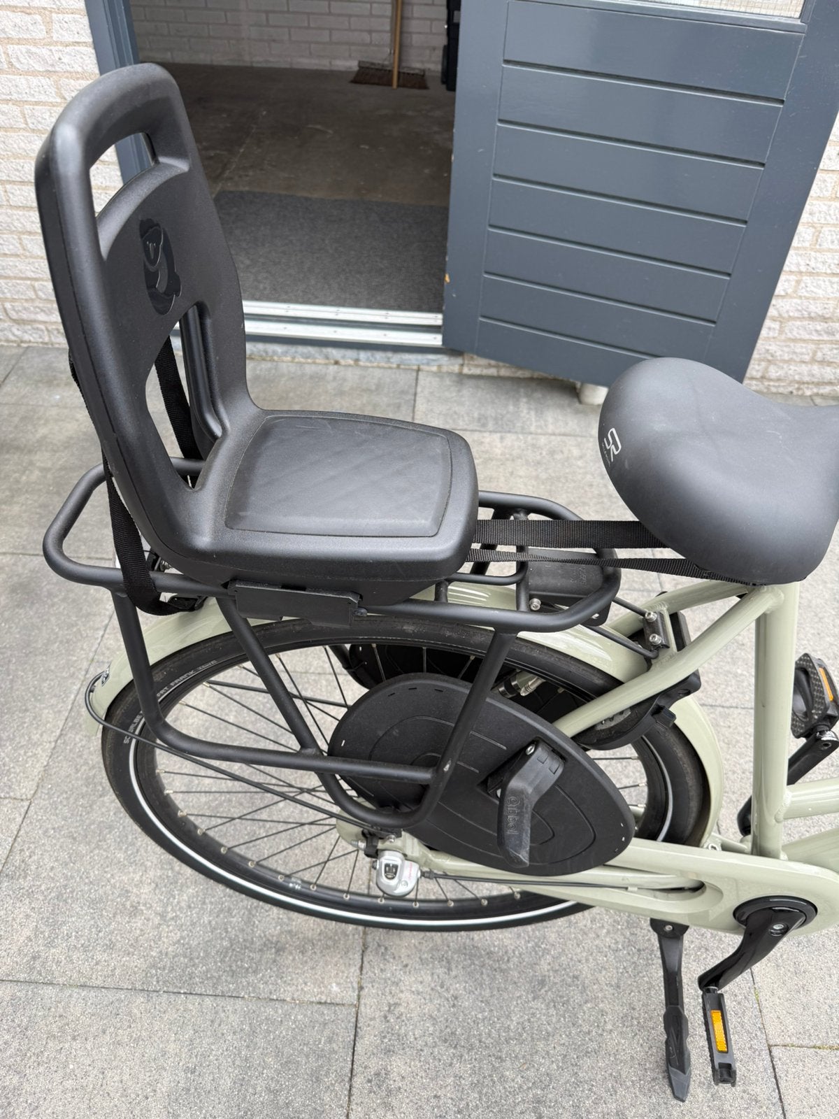 Qibbel kinderzitje achterop., Ophalen, Achterzitje, Voetsteuntjes, 22 t/m 36 kg