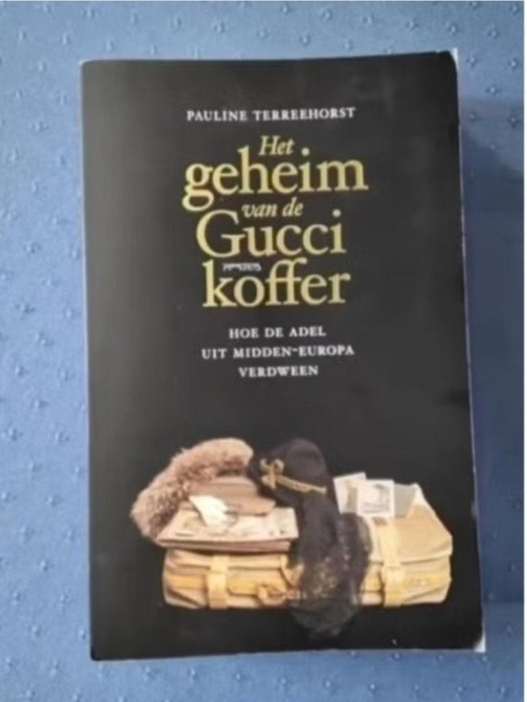 Boek: Het geheim van de Gucci koffer van Pauline Terreehorst, Ophalen, Europa overig, Zo goed als nieuw, Pauline Terreehorst