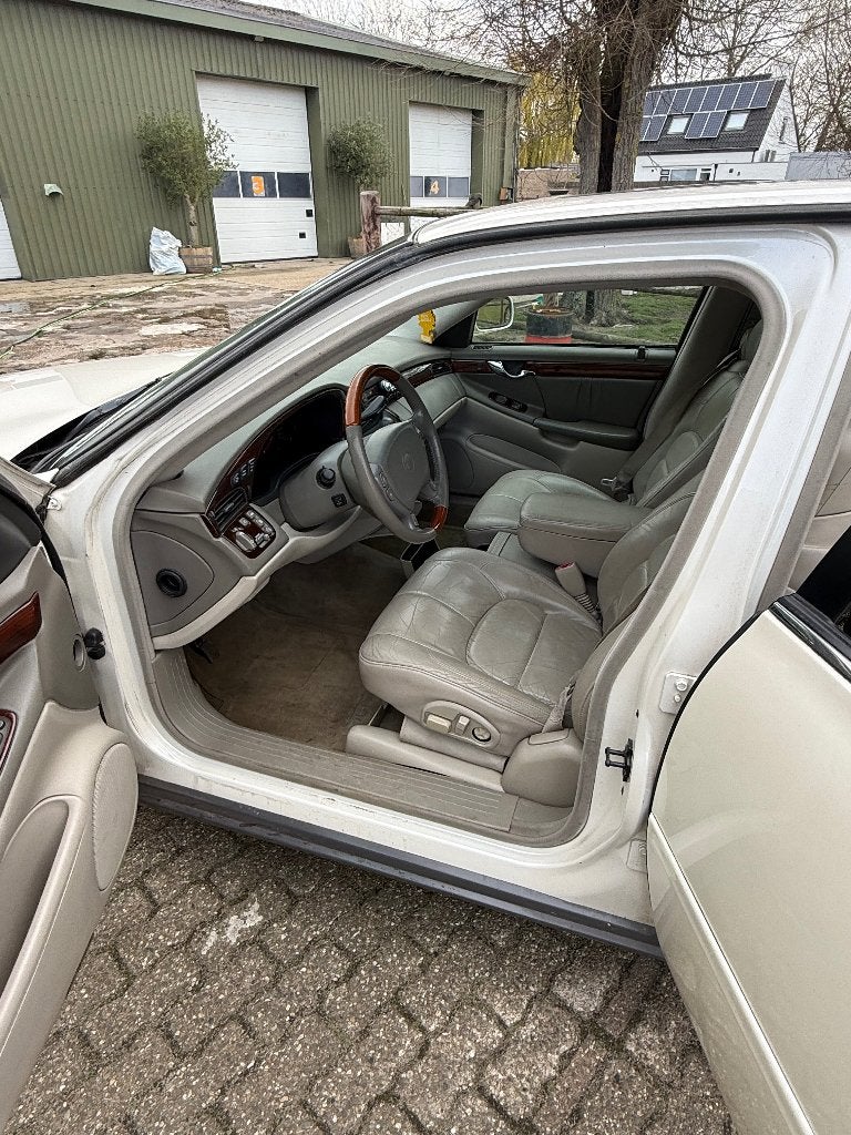 Cadillac 2000 Wit, foto 3