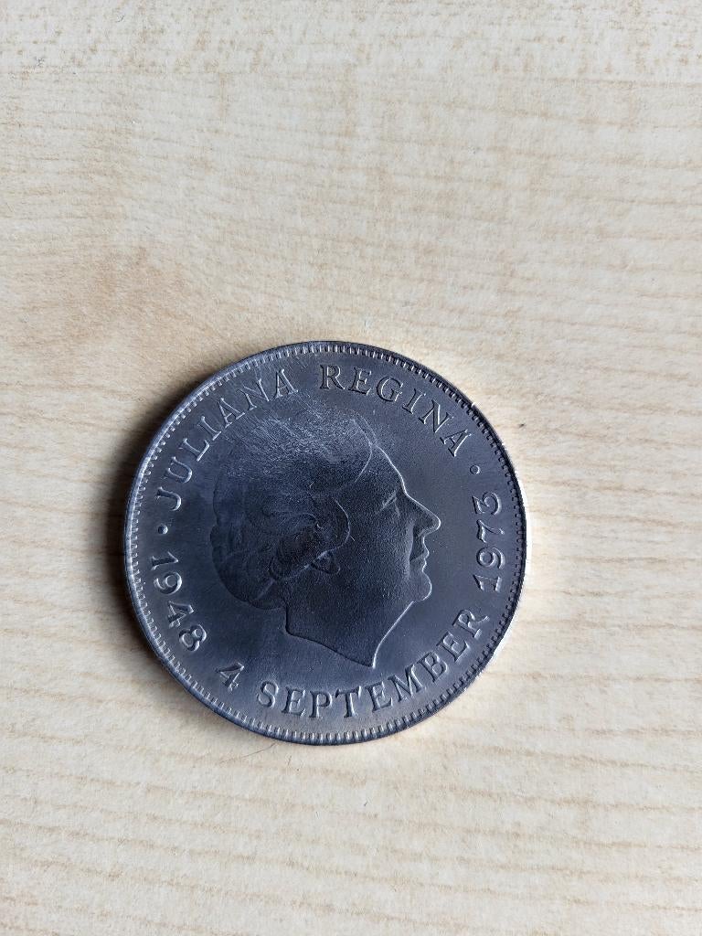Zilveren 10 Gulden Munt 1973 - Juliana Regina, Koningin Juliana, Zilver, Ophalen of Verzenden, Losse munt