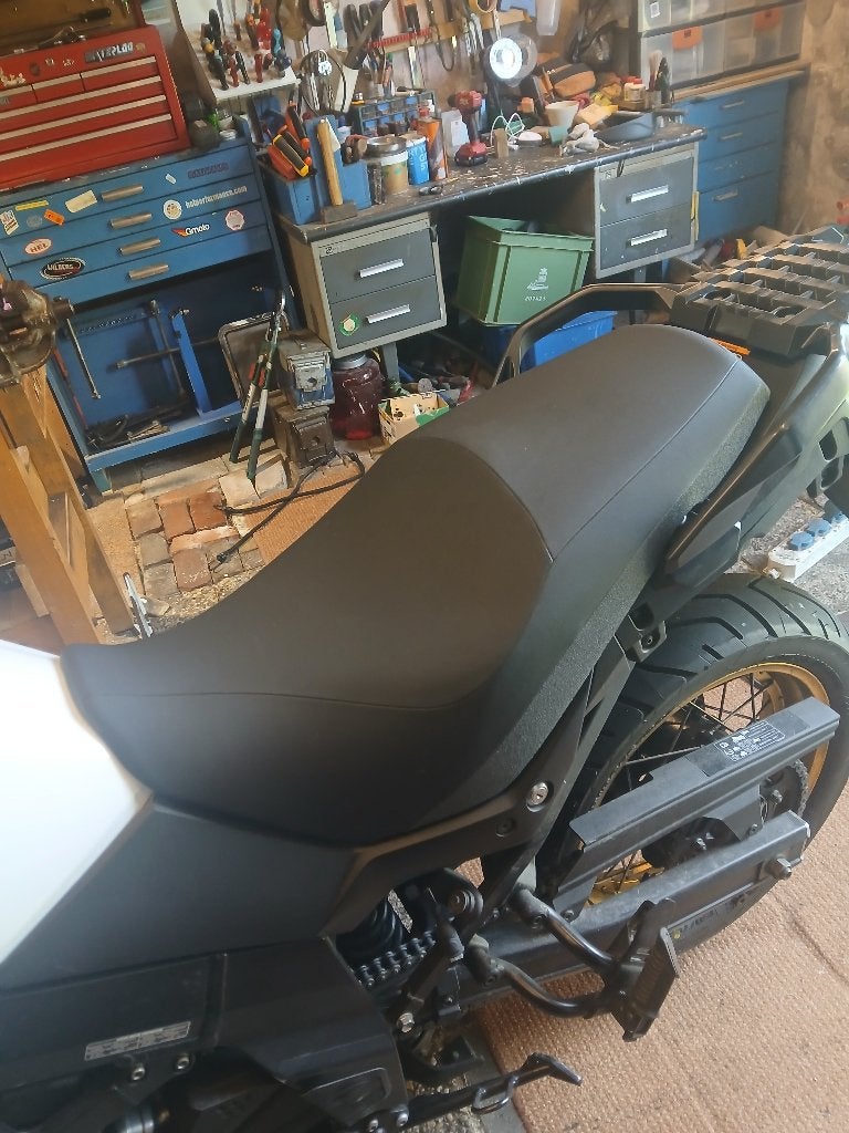 verhoogde seat V strom 650 2023, Ophalen of Verzenden, Gebruikt