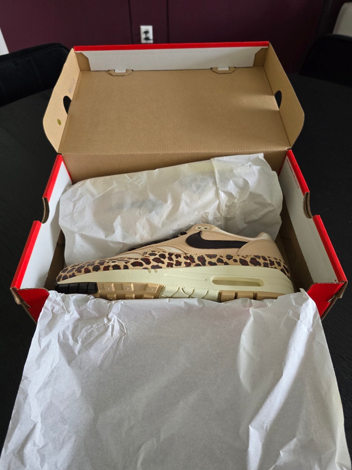 Nike Air Max 1 Leopard wmns 44/11,5/9
DS, Nike air max, Overige kleuren, Nieuw, Ophalen of Verzenden