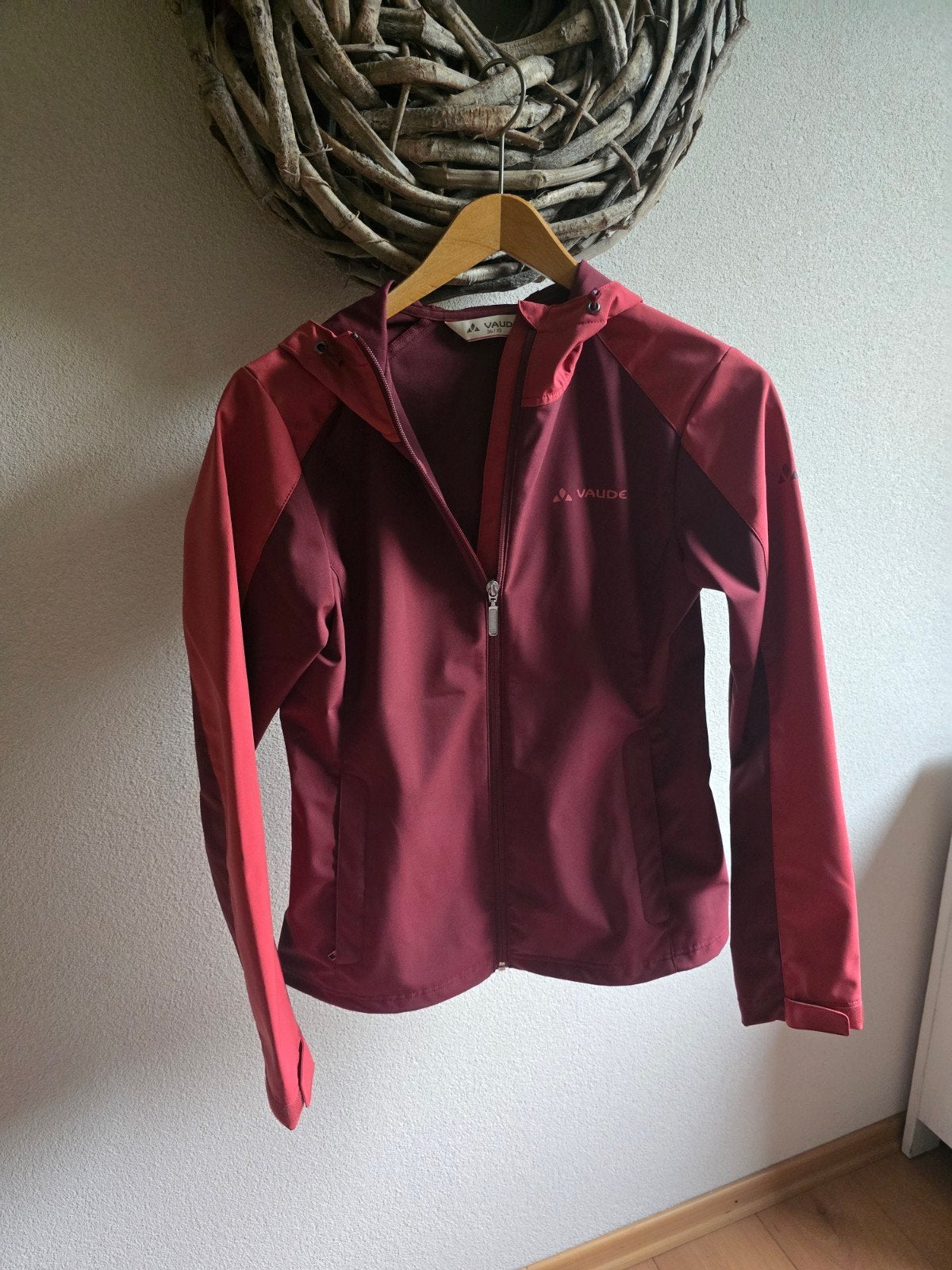 Vaude Softshell Jas Dames  maat 36/38 - Zo goed als nieuw, Ophalen of Verzenden, Zo goed als nieuw, Vaude, Maat 36 (S)