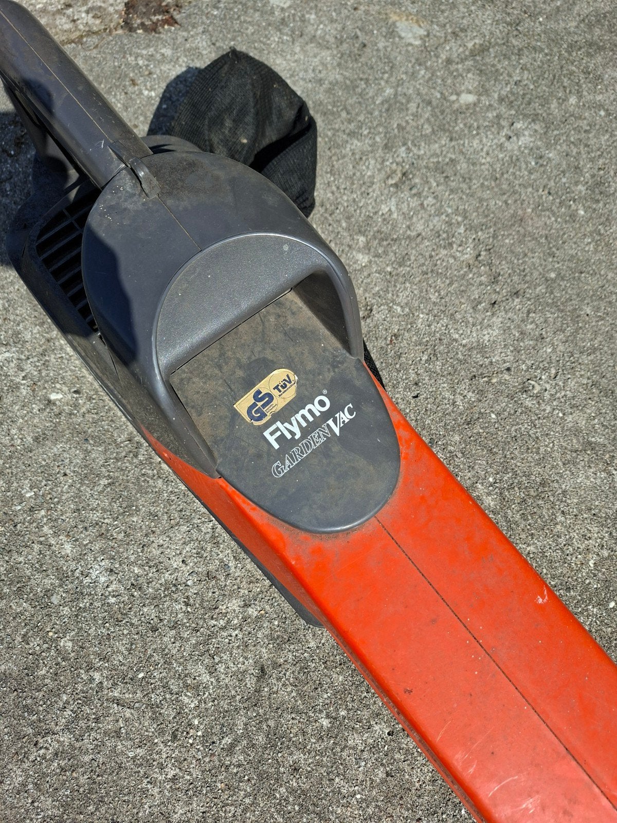 Flymo GardenVac Bladblazer/Bladzuiger - Goed Werkend, Ophalen, Gebruikt, Met opvangzak, Handgedragen