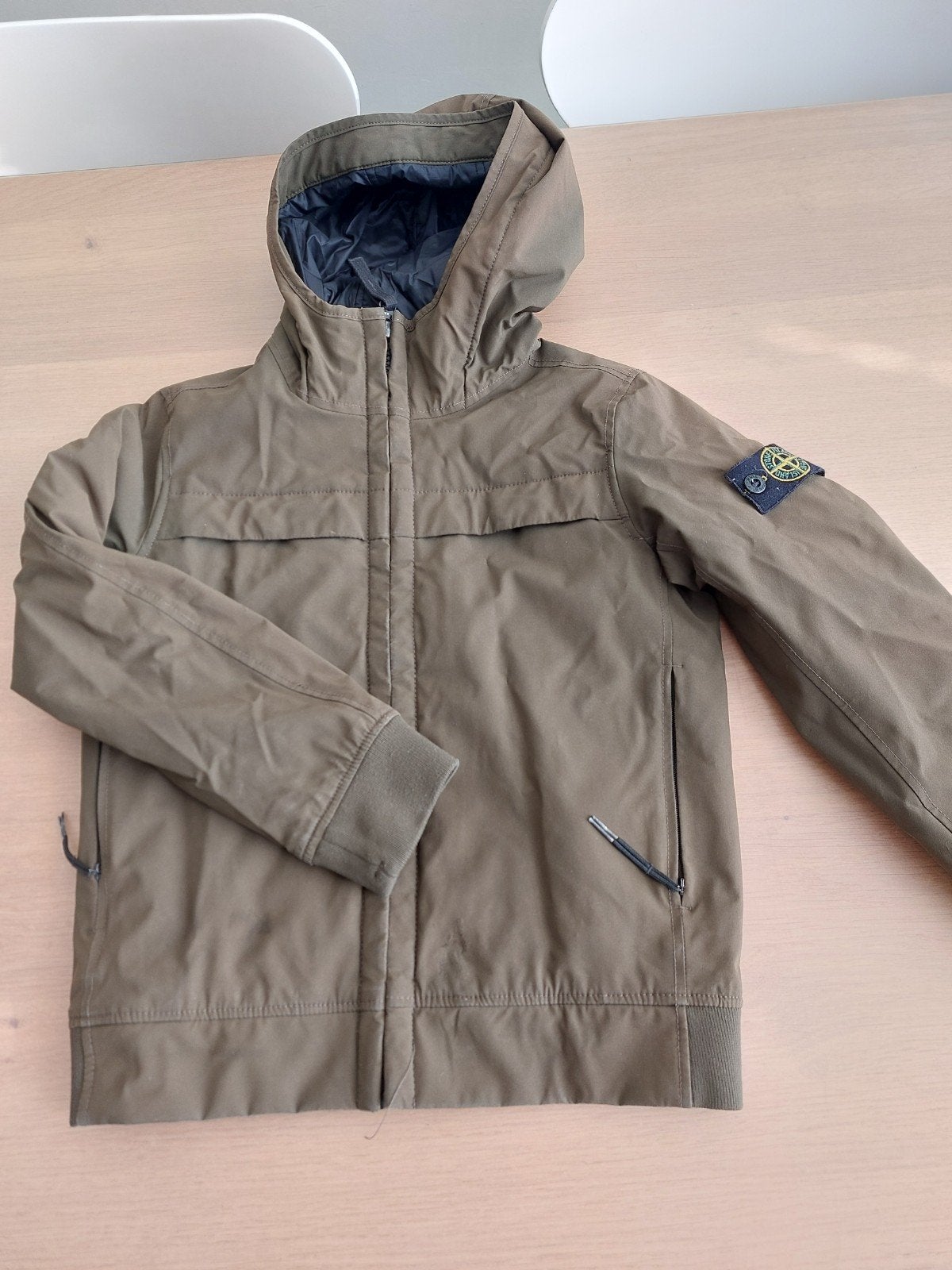 Stone Island Jas Legergroen Maat 128, Ophalen of Verzenden, Zo goed als nieuw, Stone Island, Jongen