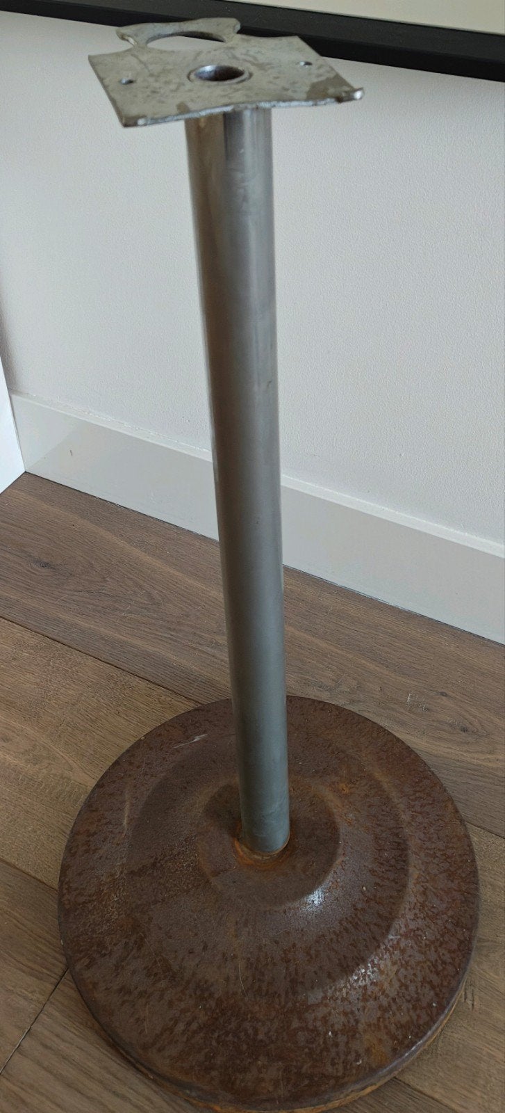 Originele Ford Gumball Stand Gietijzer met Stalen Afwerking, Ophalen