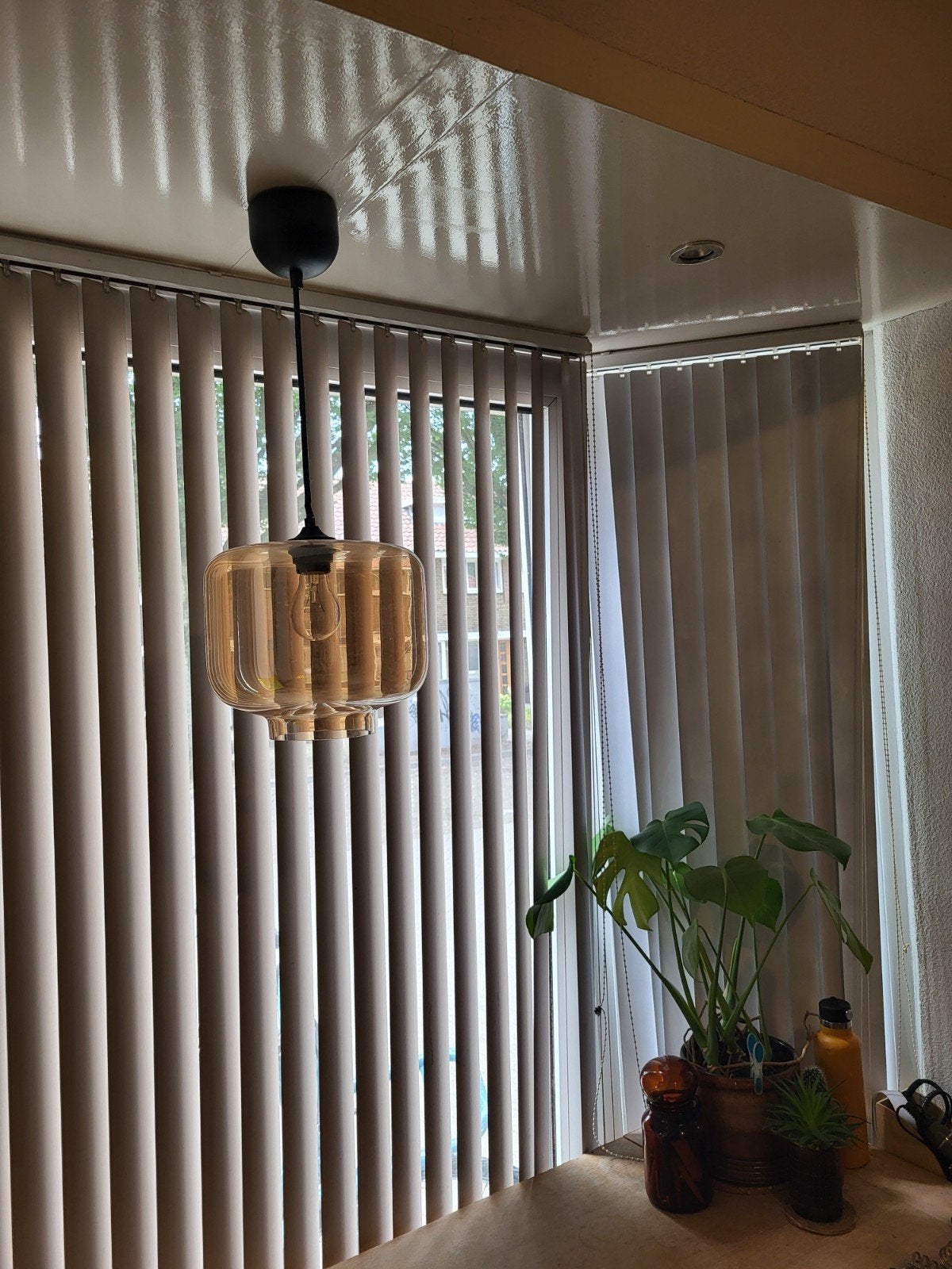 Hanglamp met glazen kap, Ophalen