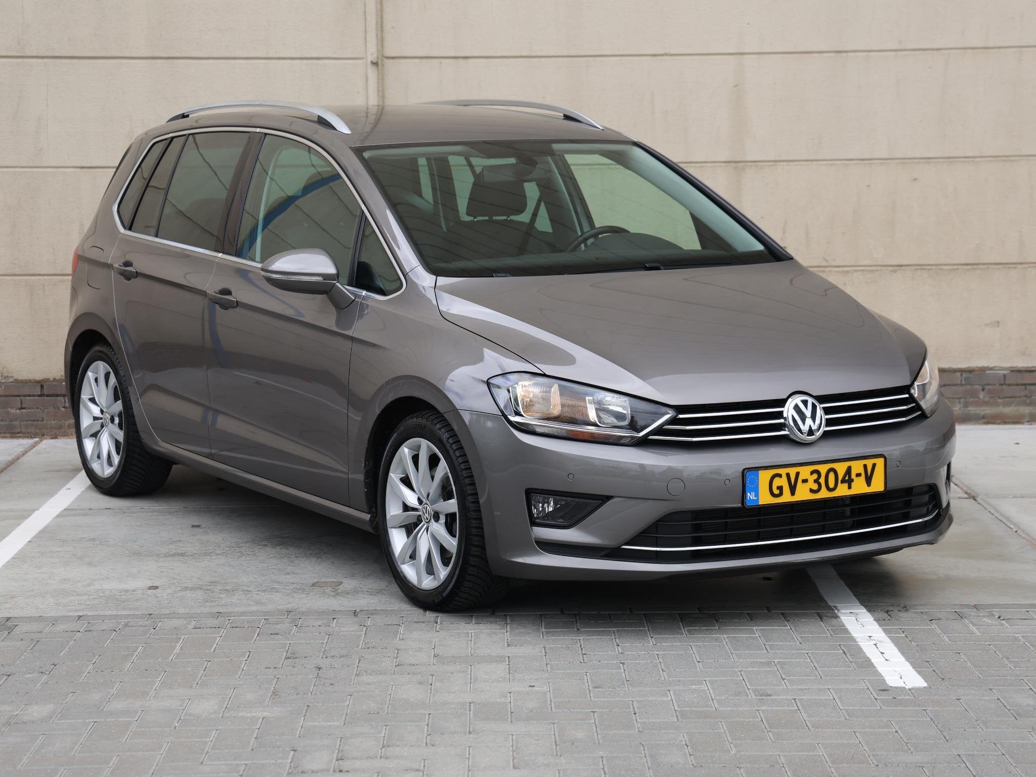 Volkswagen Golf Sportsvan 1.4 TSI Highline 125PK DSG | Navig, Auto's, Volkswagen, 125 pk, Gebruikt, 4 cilinders, 1283 kg