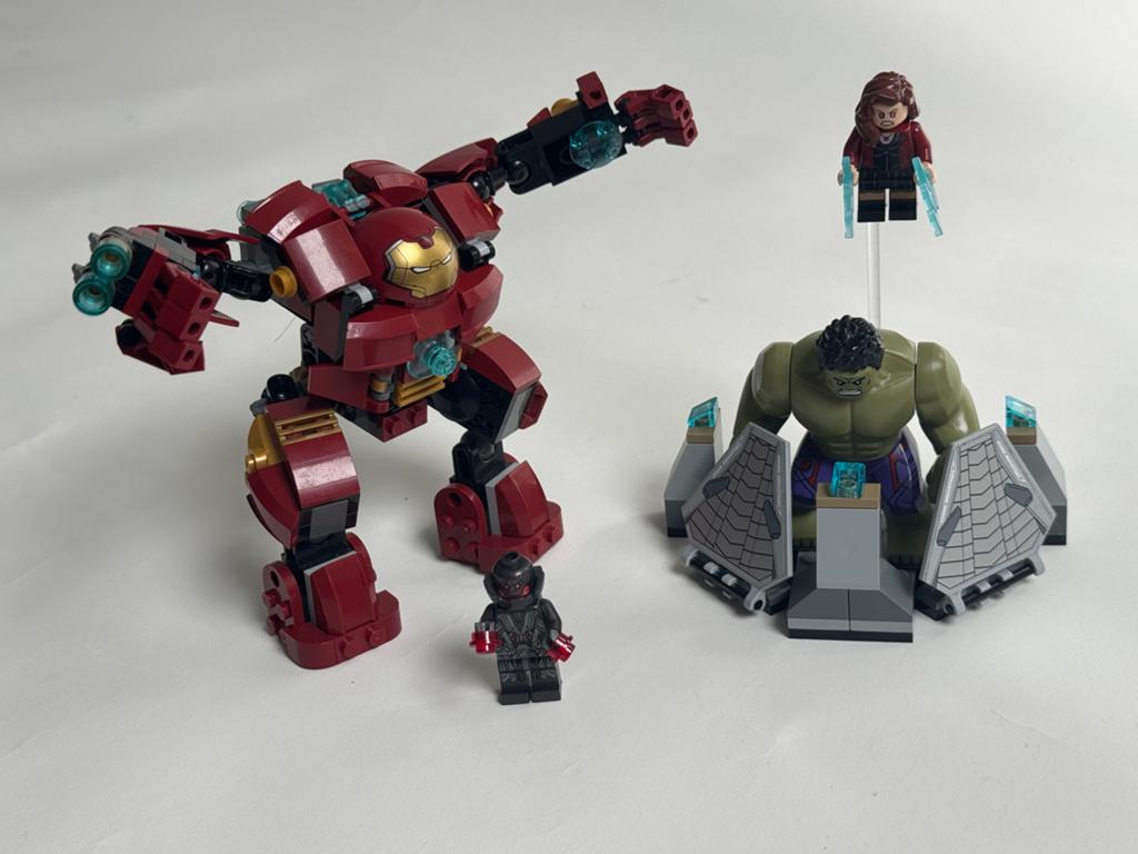 LEGO Marvel Super Heroes 76031 Hulkbuster Smash, Ophalen of Verzenden, Zo goed als nieuw, Overige merken