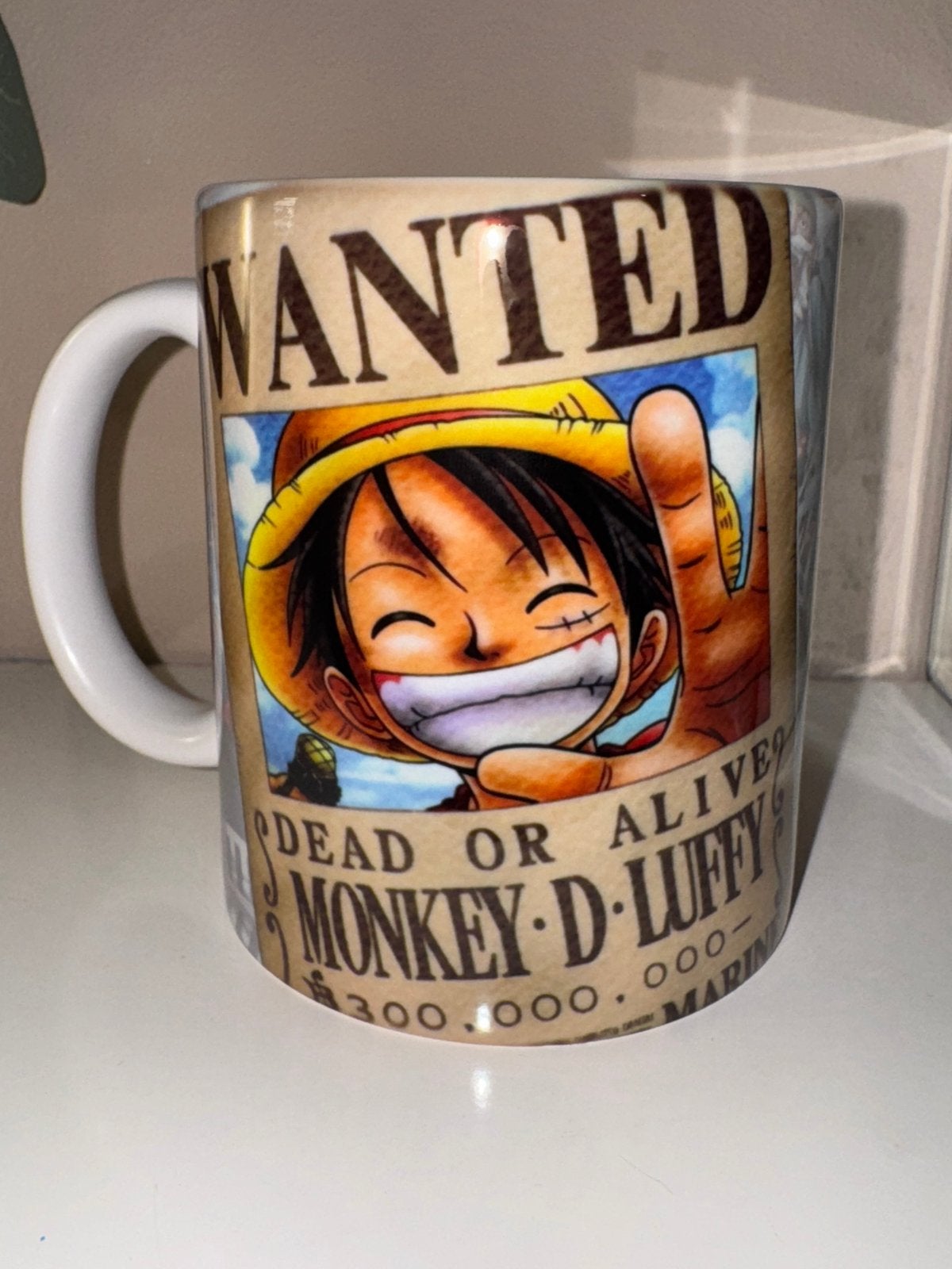 Nieuwe One Piece Mok - Monkey D. Luffy Wanted Poster, Overige typen, Nieuw, Ophalen of Verzenden, Steen/keramiek