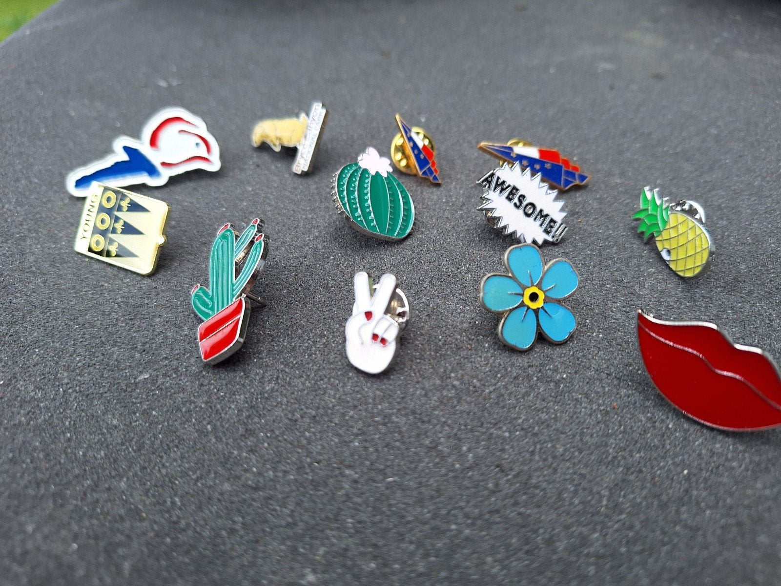 12 leuke pins!, Verzamelen, Speldjes, Pins en Buttons, Ophalen of Verzenden, Overige onderwerpen