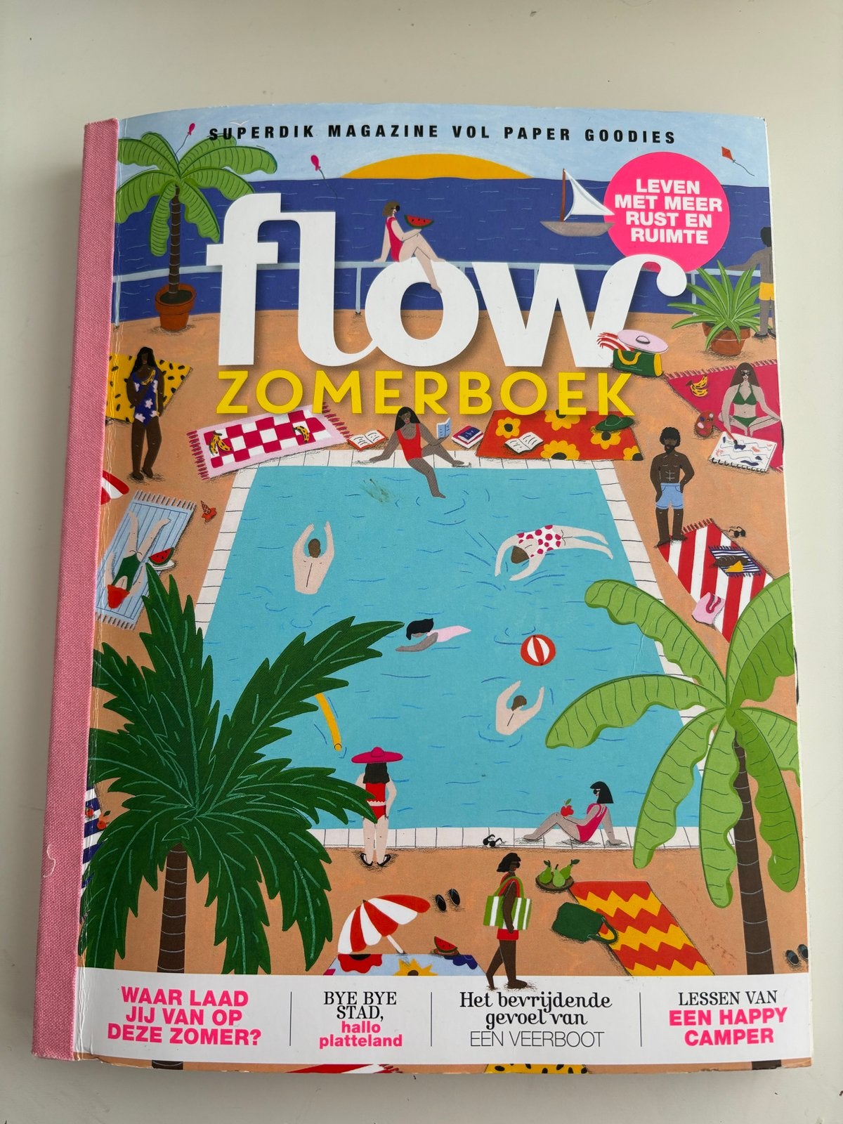 Flow Zomerboek - Compleet met alle originele goodies, Ophalen of Verzenden, Zo goed als nieuw, Lichaam en Geest