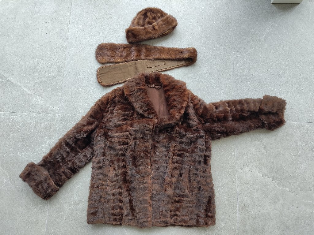 Vintage bontjas met muts en sjaal, Ophalen of Verzenden, Gedragen, Maat 38/40 (M), Bruin