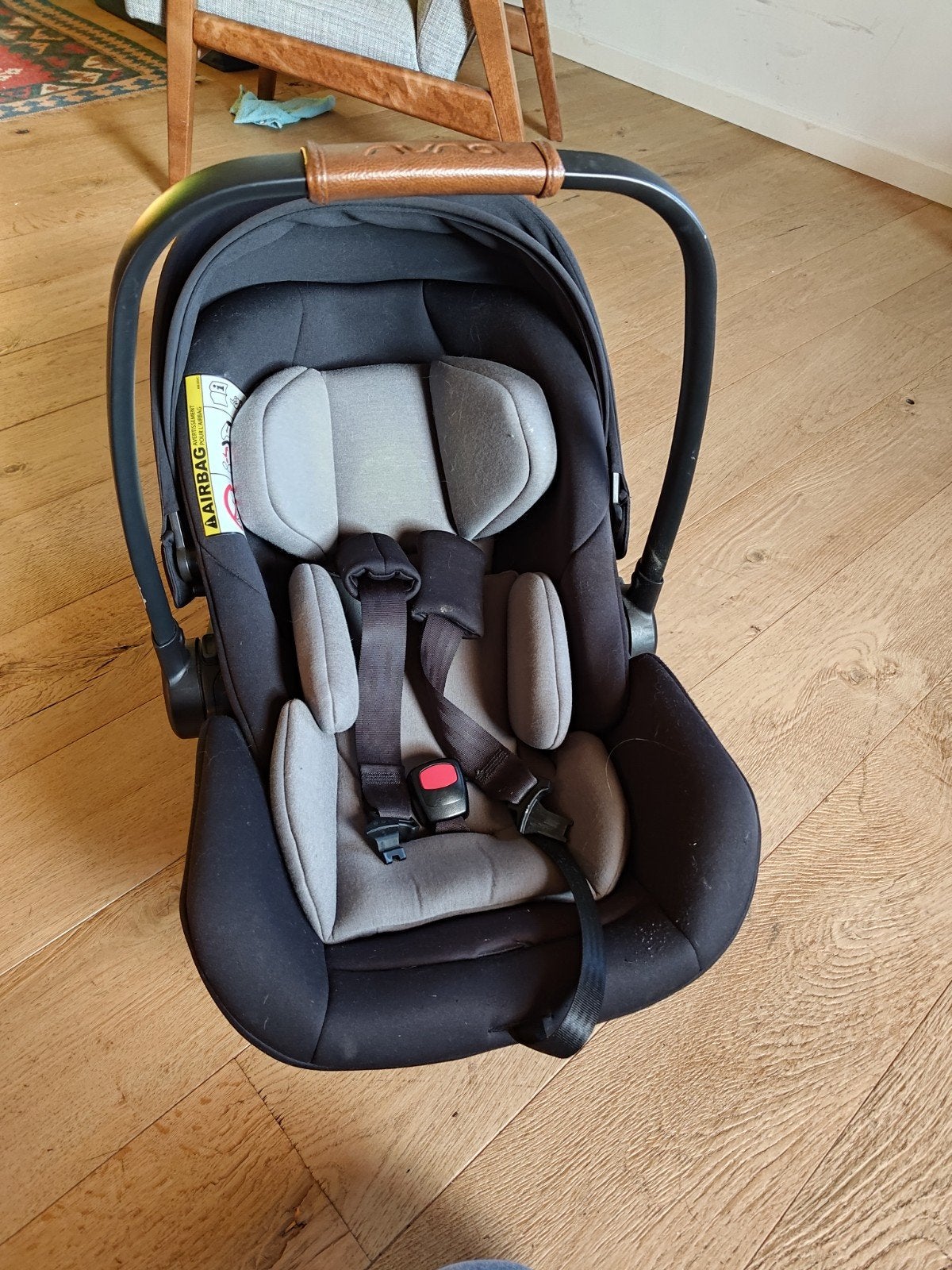 Nuna autostoel 0-13 kg - Zo goed als nieuw, Kinderen en Baby's, Zo goed als nieuw, Isofix, 0 t/m 13 kg, Ophalen