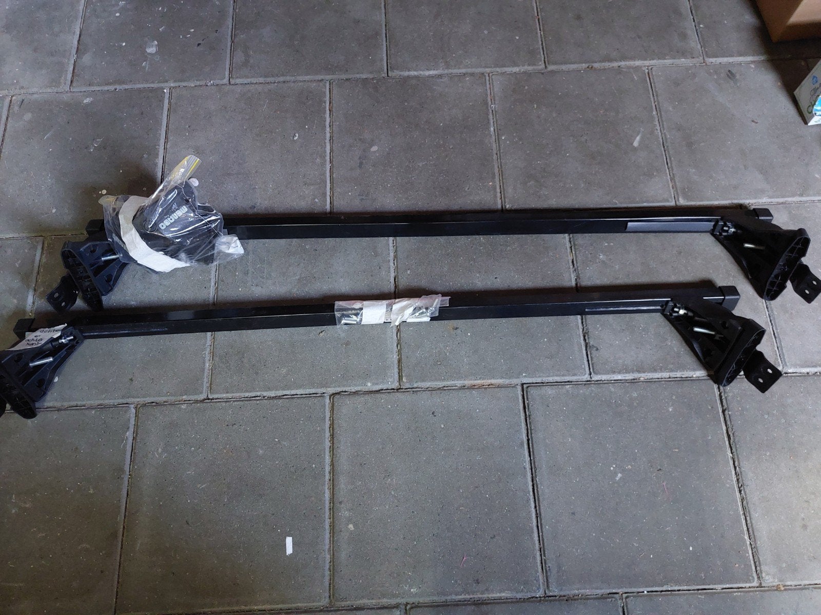 Dakdragerset (geschikt voor Dacia Sandero), Ophalen
