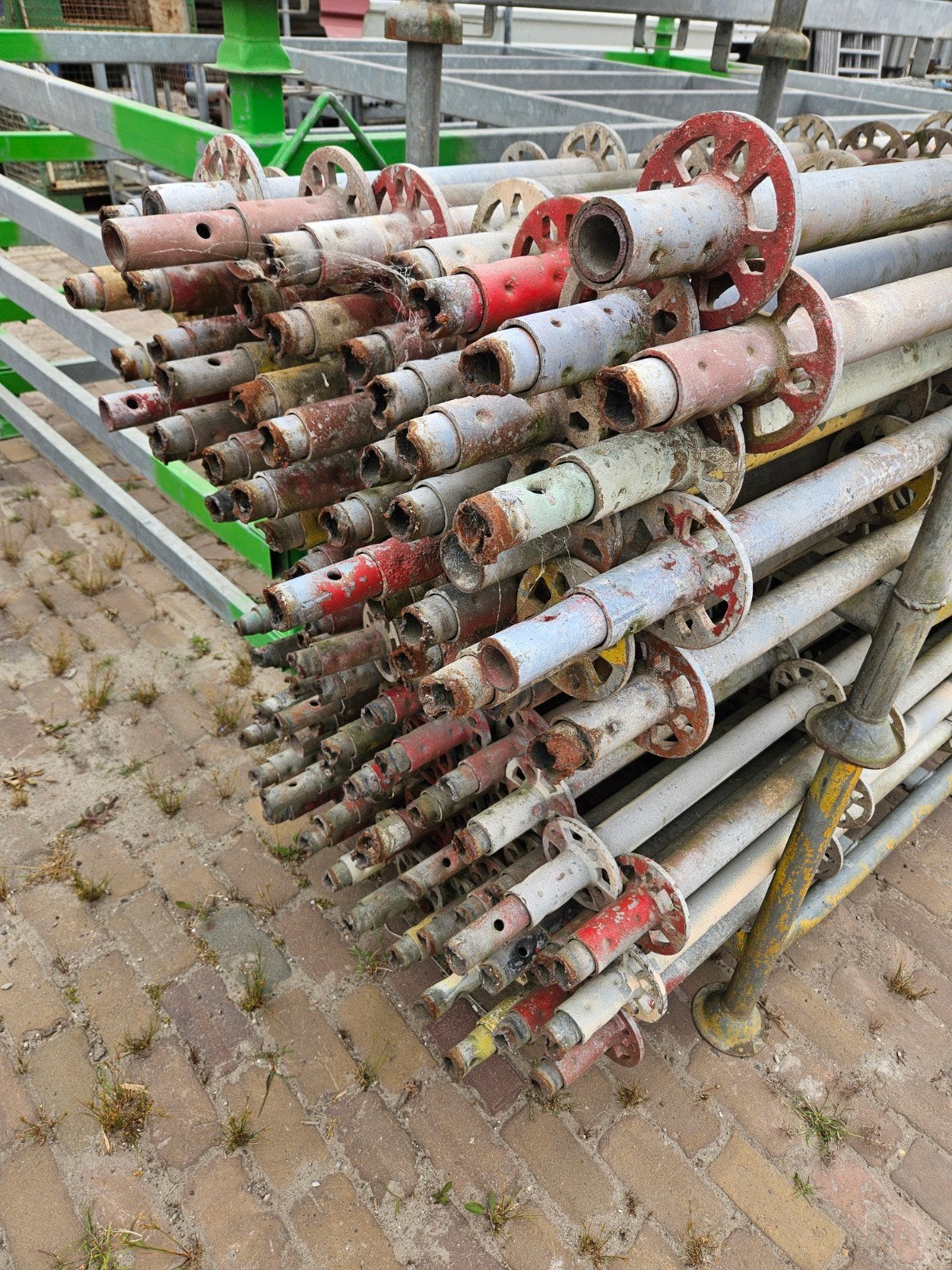 layher staanders 2 mtr zonder pen (Ring 50), Doe-het-zelf en Verbouw, Steigers, Ophalen, Gebruikt, ., Minder dan 2 meter