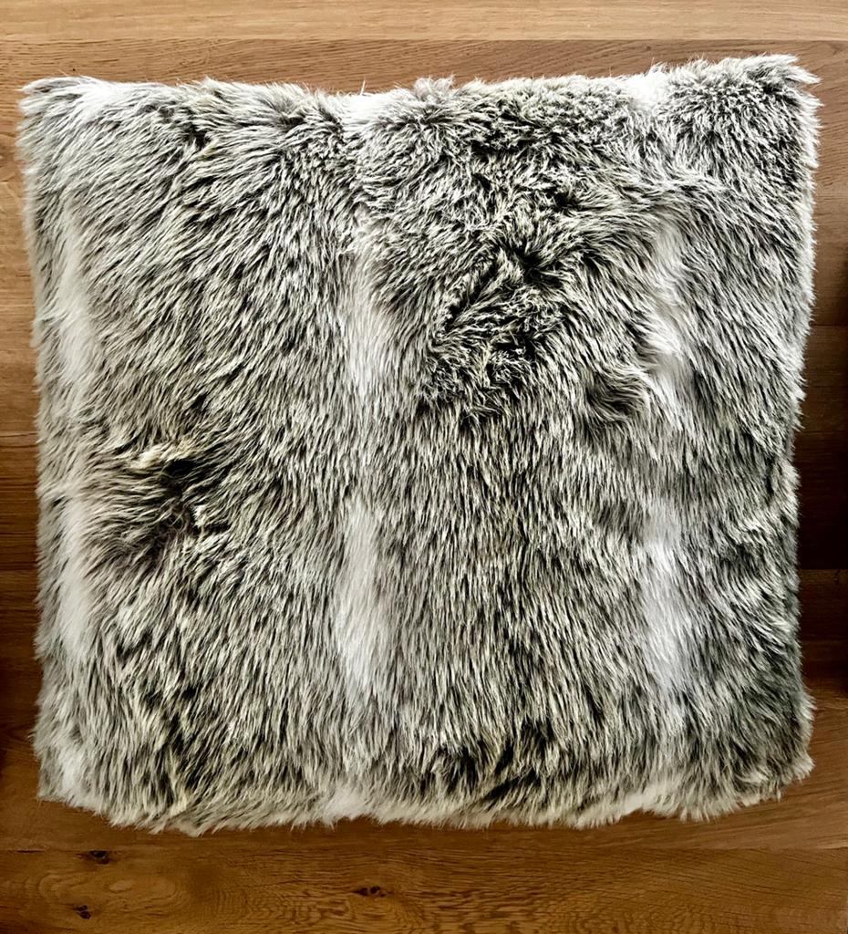 Kussen bont Rivièra Maison grijs 50 x 50, Verzenden, Zo goed als nieuw, Grijs, Vierkant