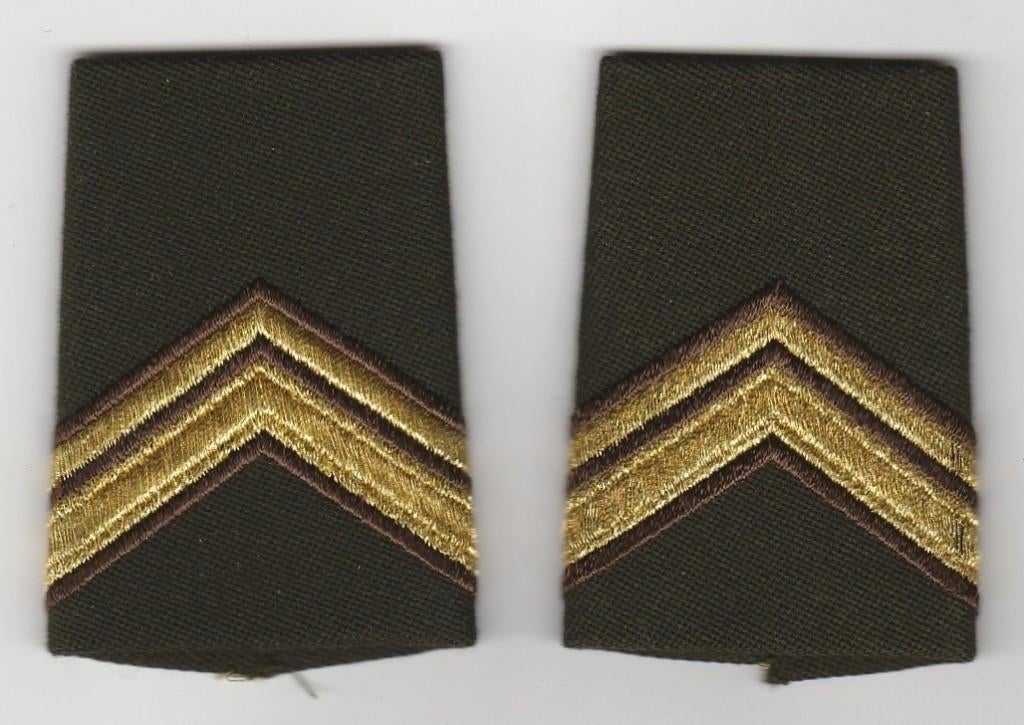 set rangen epauletten Sergeant 1e kl (A19), Verzenden, Landmacht, Nederland, Embleem of Badge