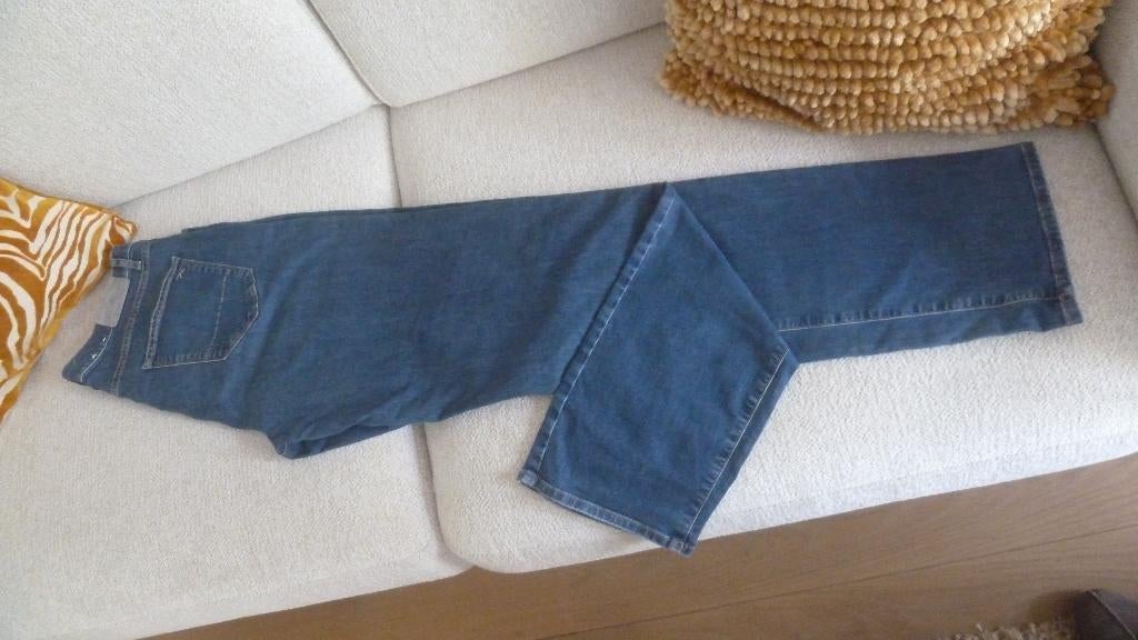 spijkerbroek maat 31/32, Blauw, Zo goed als nieuw, W30 - W32 (confectie 38/40), BRAX