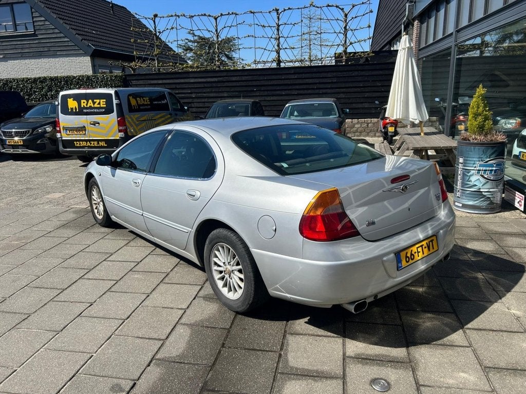 Chrysler 300M 2.7 I V6 AUT lees de advertentie goed !, foto 8