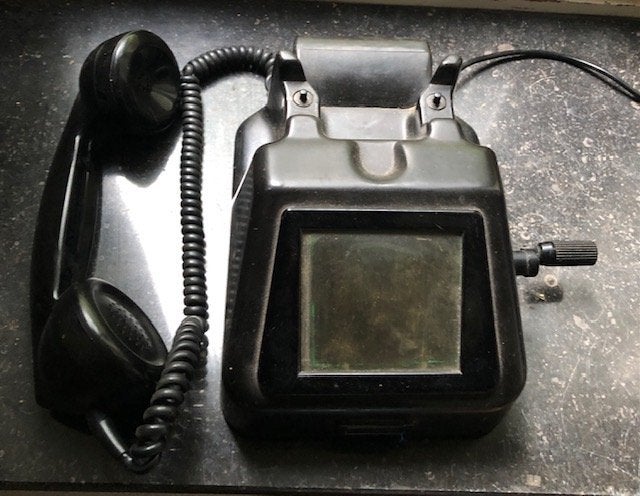 Vintage Veldtelefoon bakeliet telefoon, Ophalen of Verzenden, Landmacht, Nederland, Overige typen