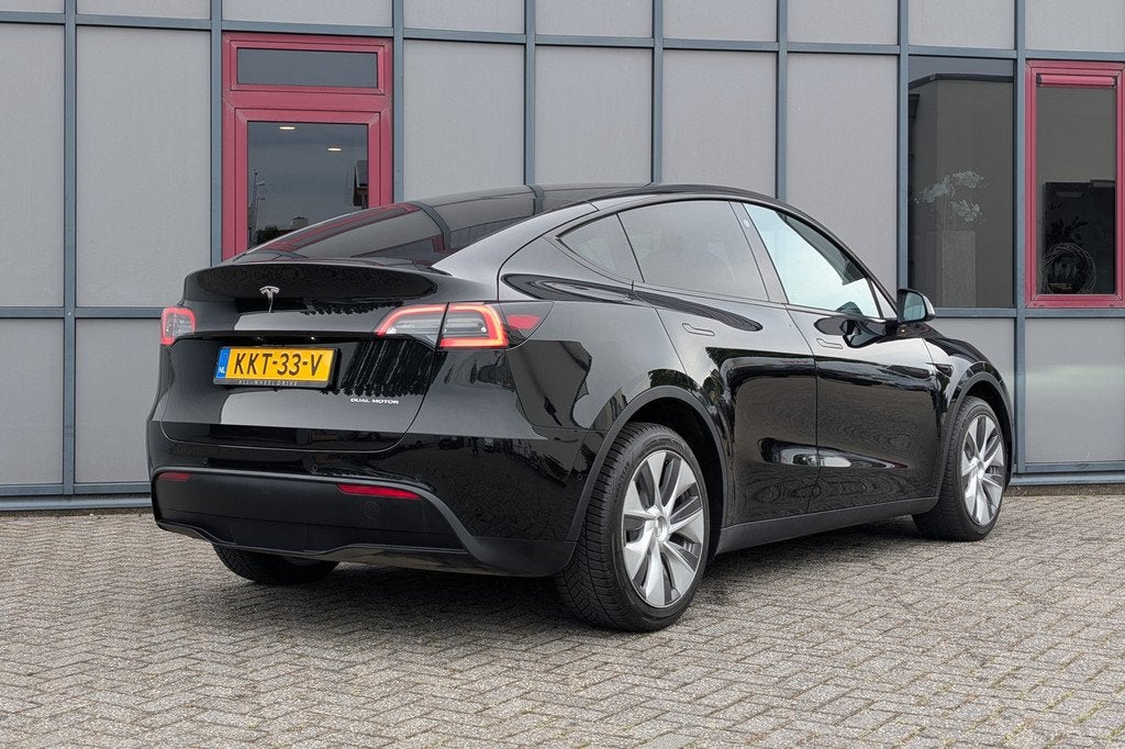 Tesla Model Y Long Range AWD 75kWh SOH 91% (bj 2022), Automaat, Gebruikt, Zwart, Zwart