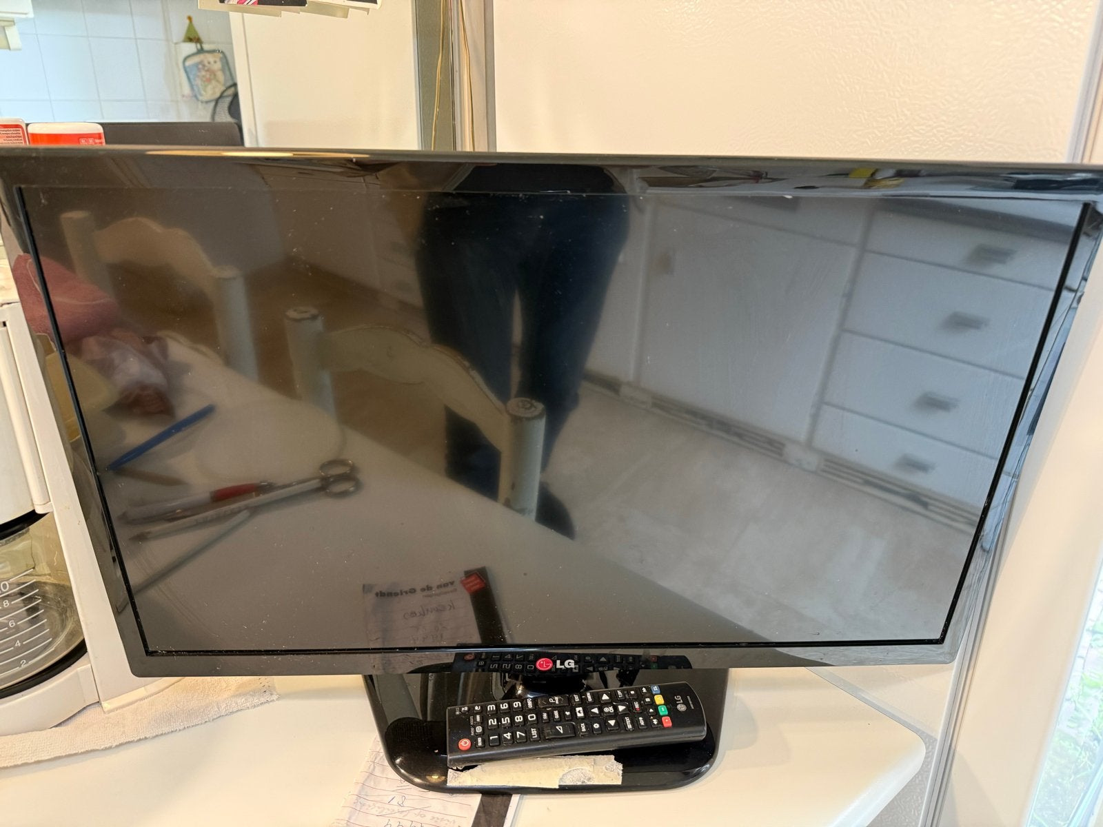 LG 24MT40D-PZ 24 inch HD Ready TV/Monitor, Ophalen, 50 Hz, HD Ready (720p), LG