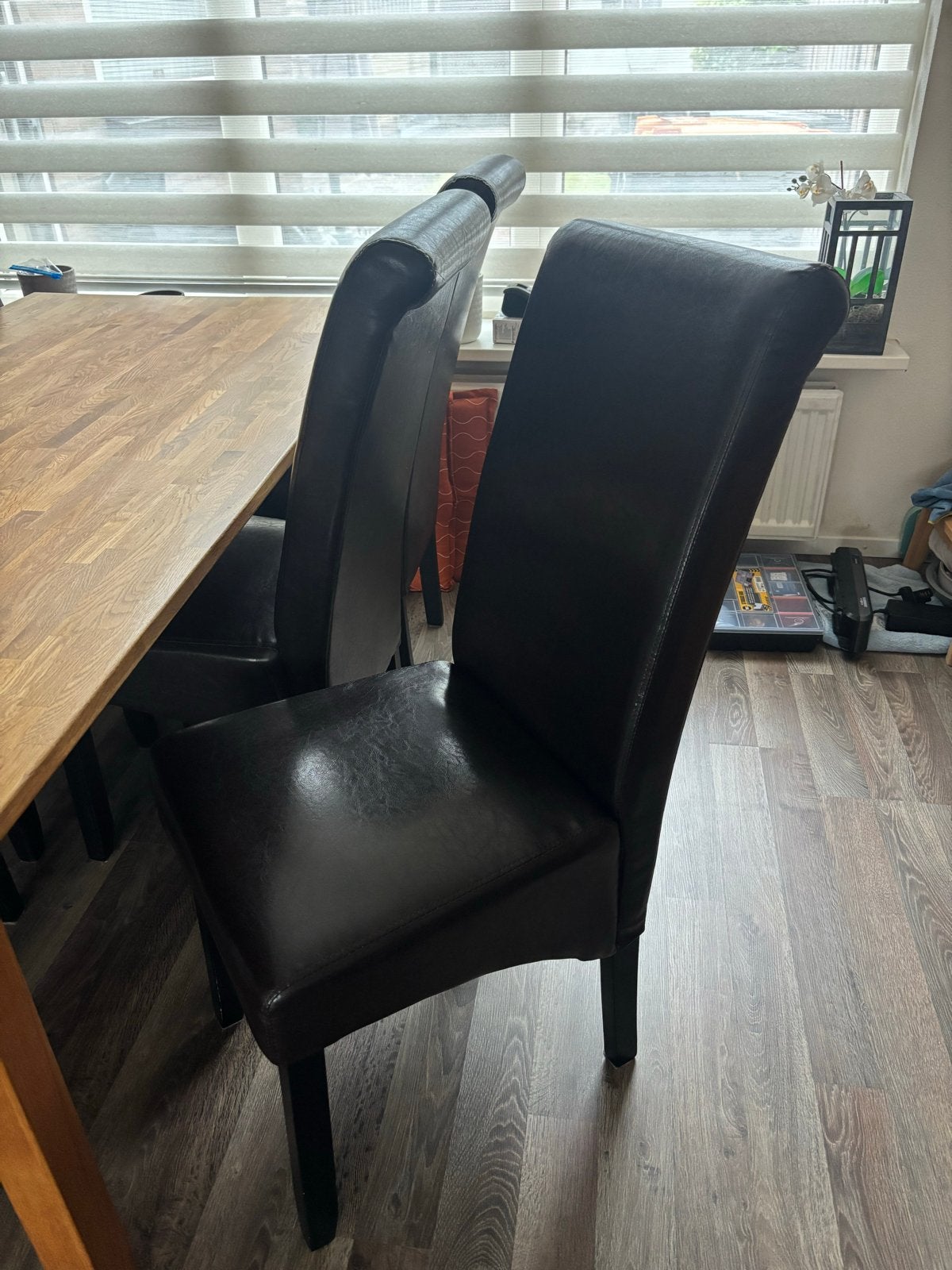 6 stoelen, 50 – 75, Gebruikt, Eikenhout, 150 tot 200 cm