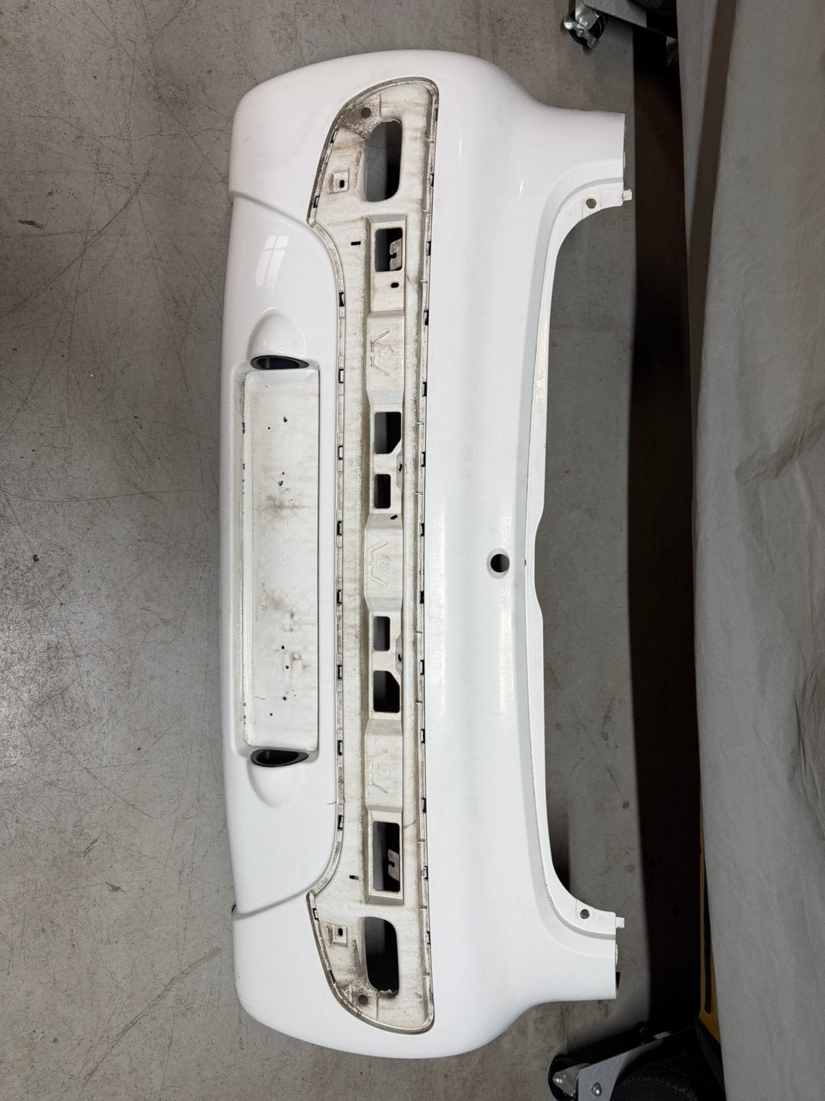 Citroen C1 / Peugeot 107 achterbumper wit, Auto-onderdelen, Ophalen, Voor, Peugeot, Bumper