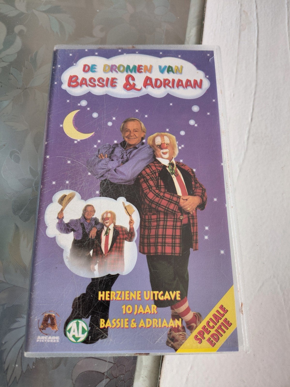 Dromen met Bassie en Adriaan herziene versie VHS #2., Ophalen of Verzenden, Gebruikt, Kinderprogramma of -film, VHS