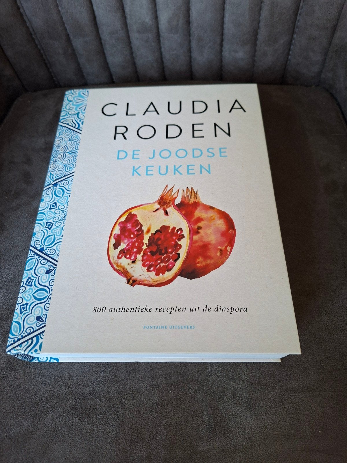 Claudia Roden - De Joodse Keuken: 800 authentieke recepten, Hoofdgerechten, Midden-Oosten en Marokko, Ophalen of Verzenden, Zo goed als nieuw