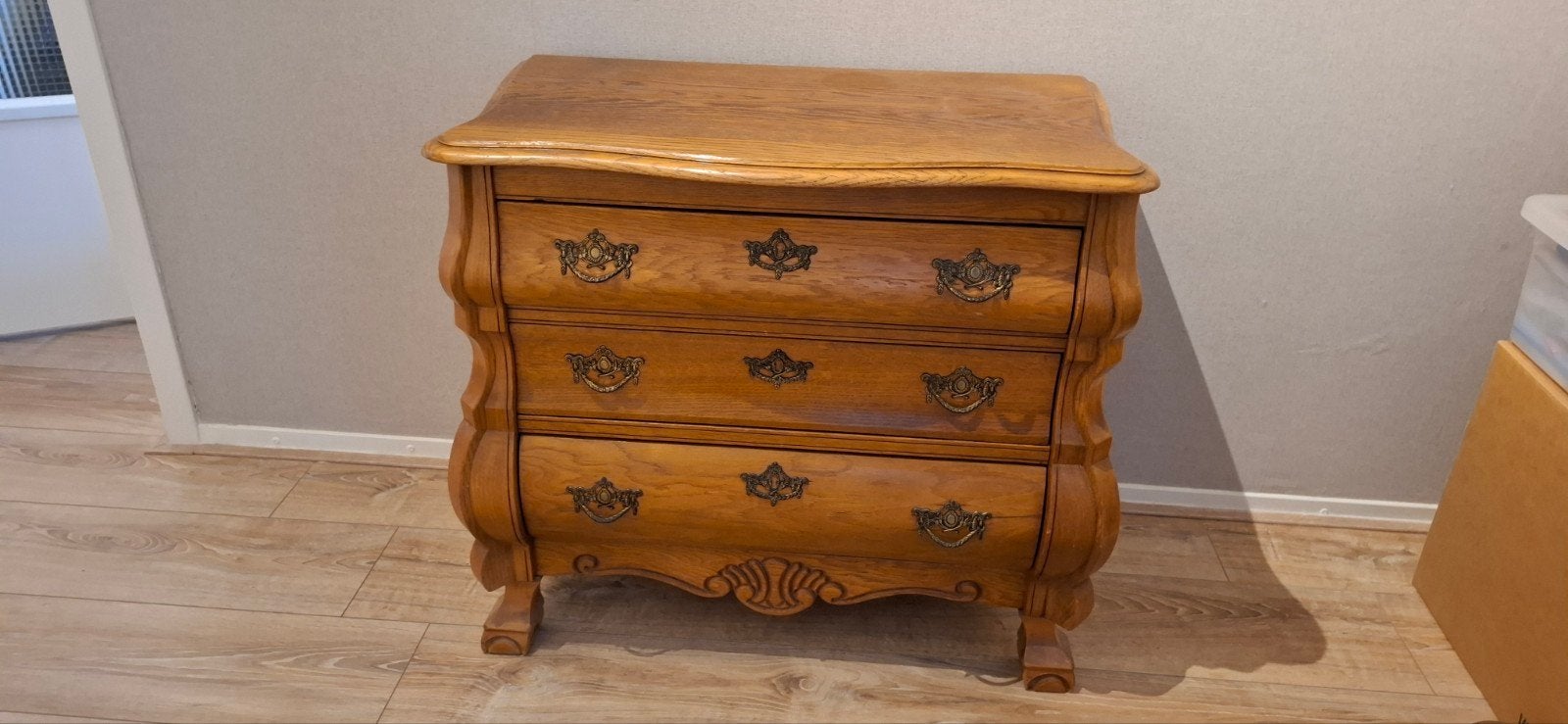 Antieke ladekast van eikenhout - Curvy design, Ophalen of Verzenden