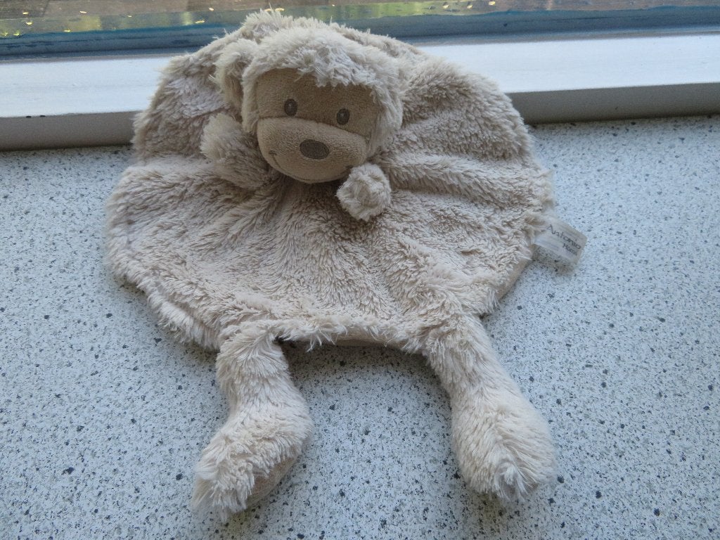 Knuffeldoek aap of beer merk Antonio Home rond met pootjes, Ophalen of Verzenden, Zo goed als nieuw, Wasbaar, Beige