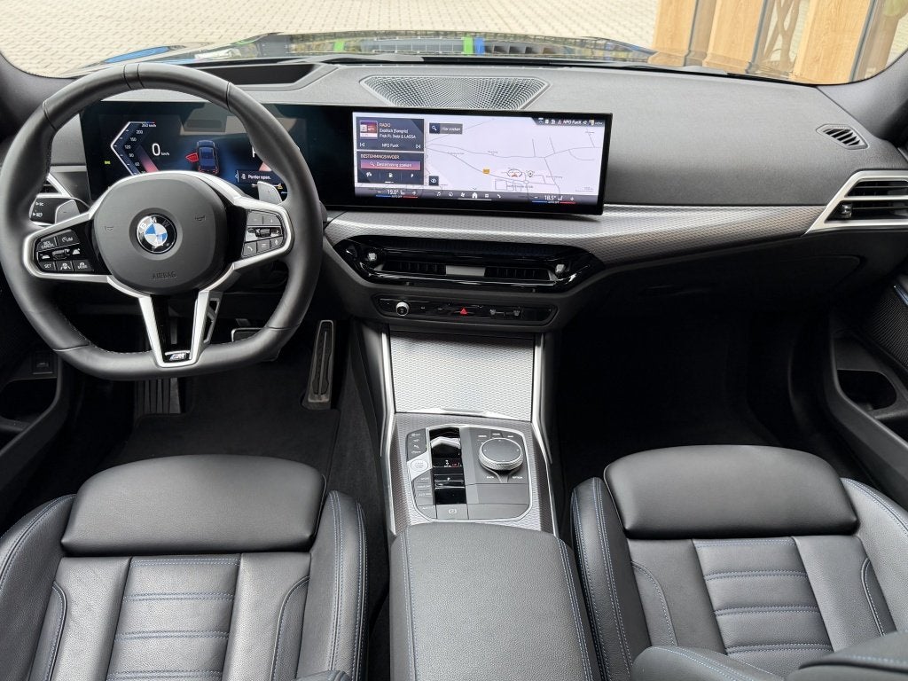 BMW 3-serie 330i xDrive M-sport | 360 Camera | Keyless | Sfe, Auto's, Euro 6, 4 cilinders, Zwart, Bedrijf