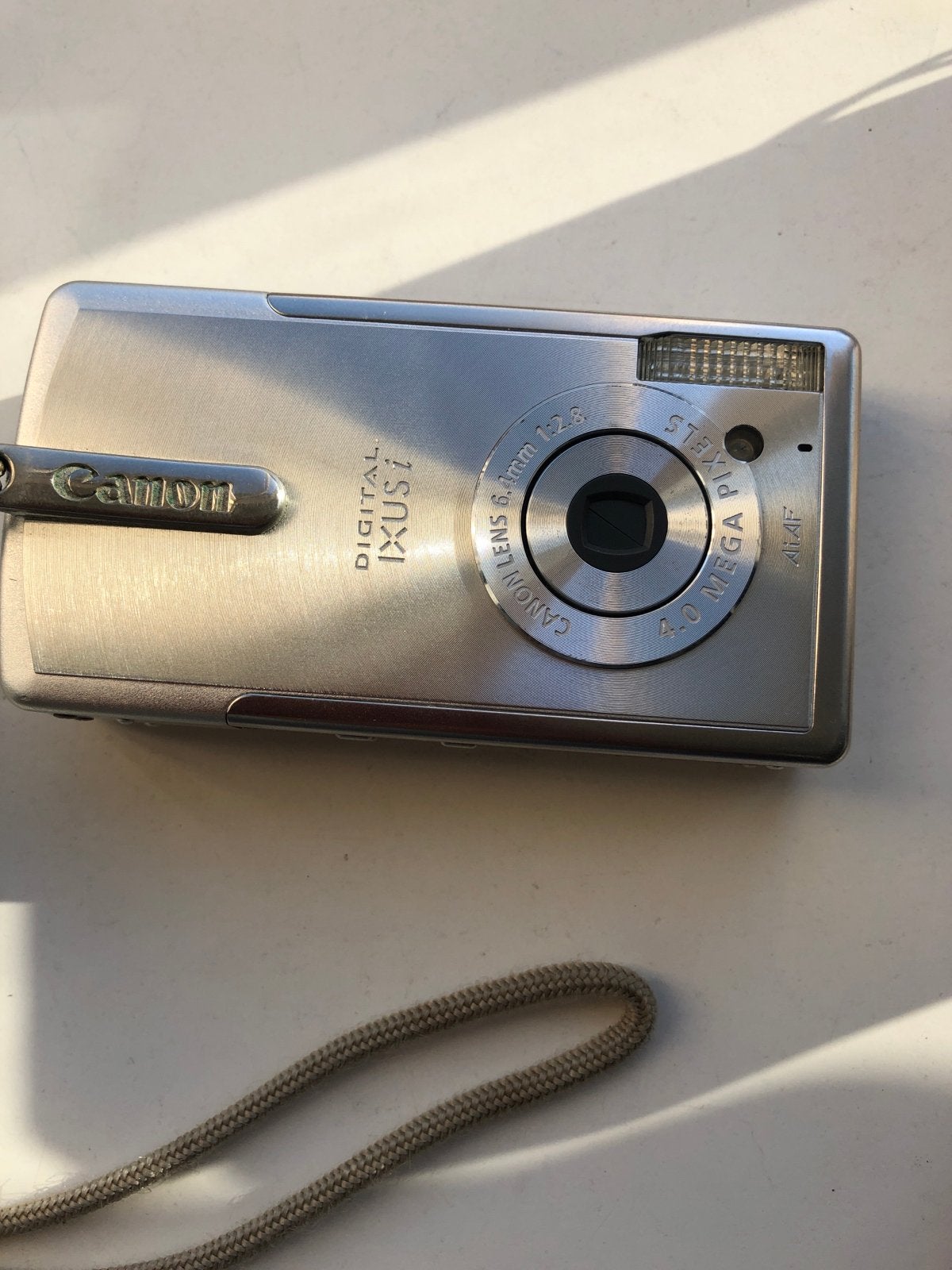 Canon Digital IXUS i Compactcamera 4.0 Megapixels, Ingebouwde flitser, Gebruikt, Canon, Ophalen of Verzenden