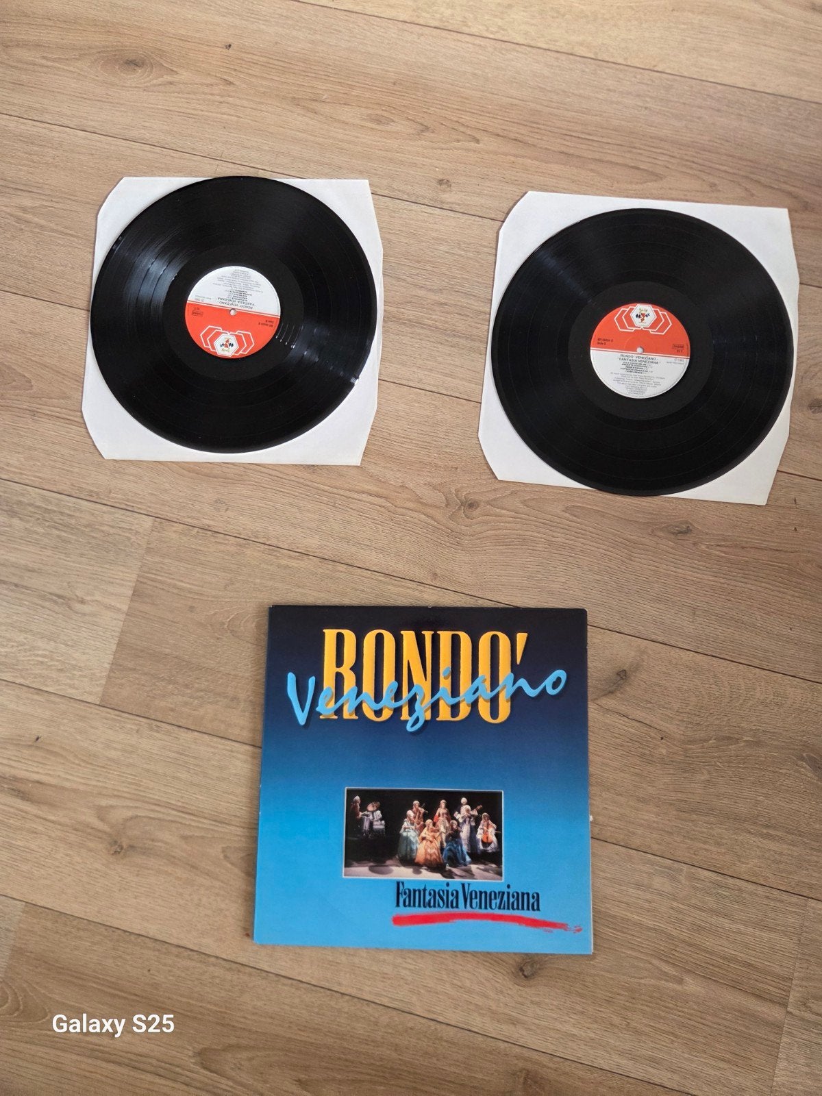 Rondo Veneziano - Fantasia Veneziana (Dubbel-LP), Gebruikt, Overige componisten, Modernisme tot heden, Ophalen of Verzenden