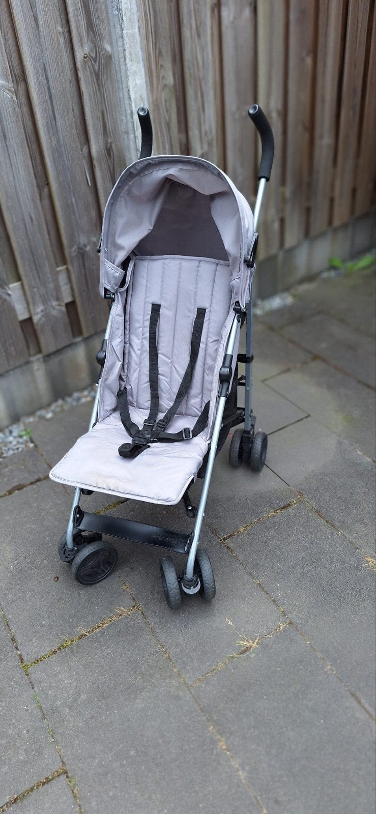 Grijze buggy van prenatal, Kinderen en Baby's, Buggy's, Ophalen, Gebruikt, Overige merken, Verstelbare rugleuning