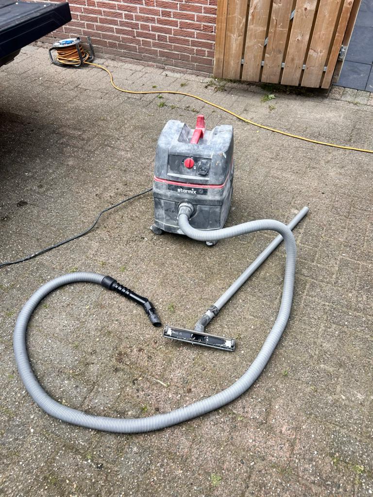 Starmix bouwstofzuiger met automatische filterreiniging, Witgoed en Apparatuur, Stofzuigers, Gebruikt, Industriële stofzuiger