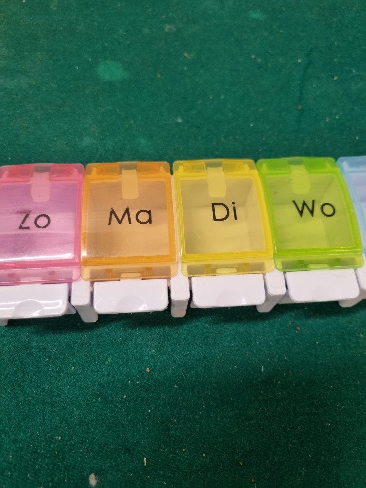 pillendoos voor 1 week, Diversen, Ophalen of Verzenden, 'T Olde Gre-j, Info@toldegrej.nl, Endepoelstraat 20f Didam
