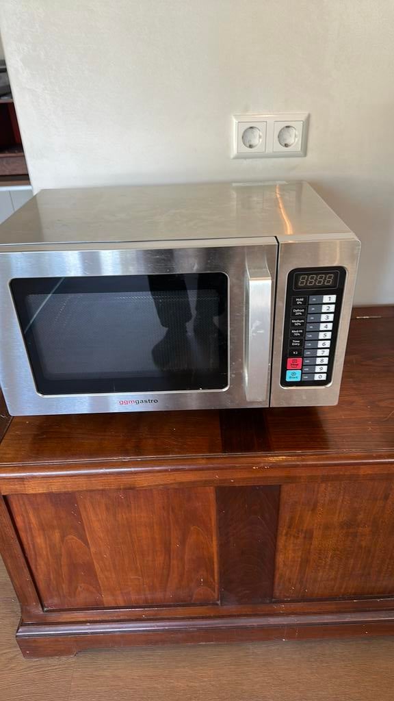 Magnetron GGM Gastro HORECA MDM25-1000 - 25L, 1000W, Ophalen, Magnetron, Zo goed als nieuw, 45 tot 60 cm