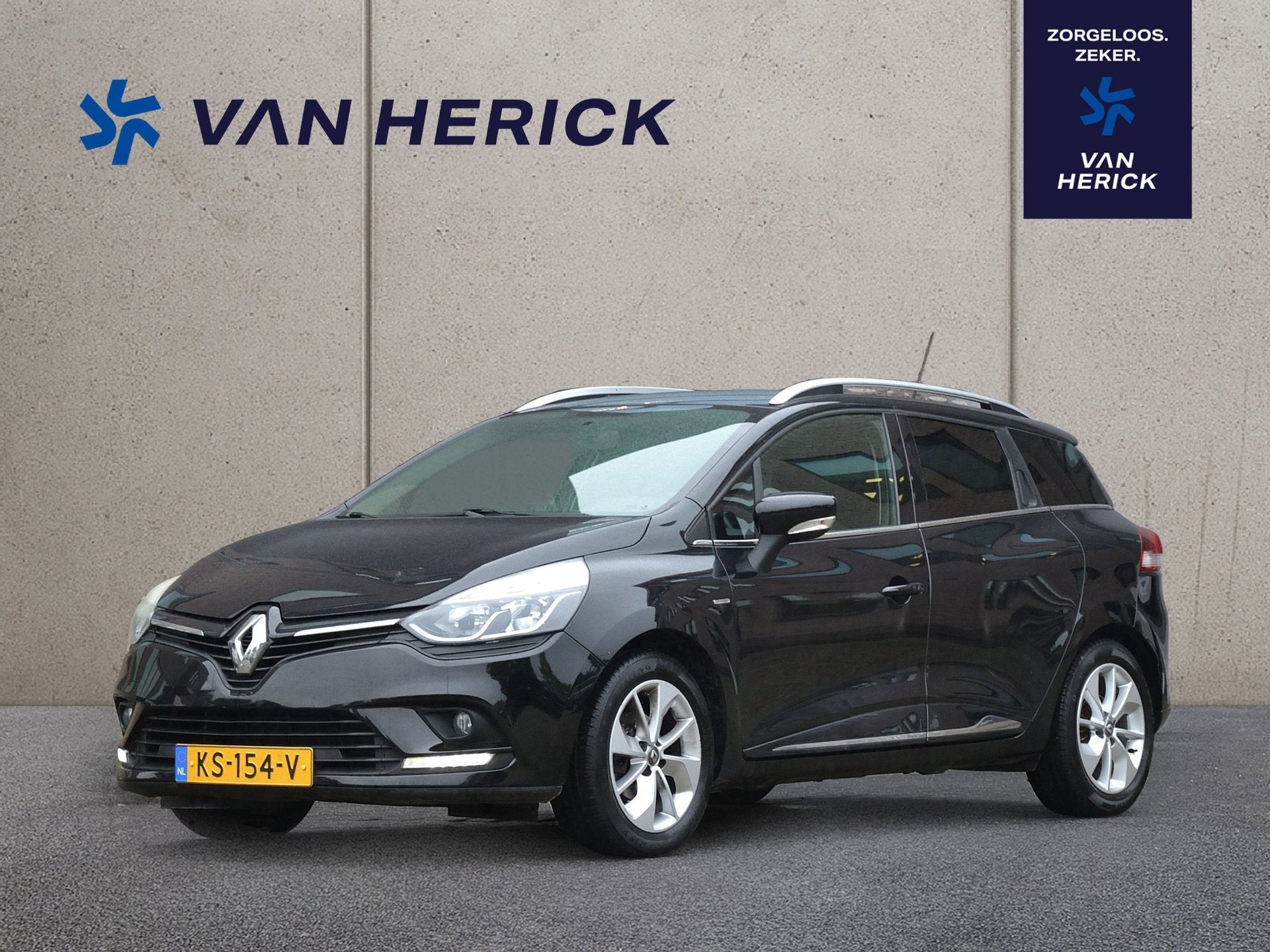 Renault Clio Estate 0.9 TCe Limited | Navigatie | Trekhaak |, 898 cc, Gebruikt, 580 kg, Origineel Nederlands