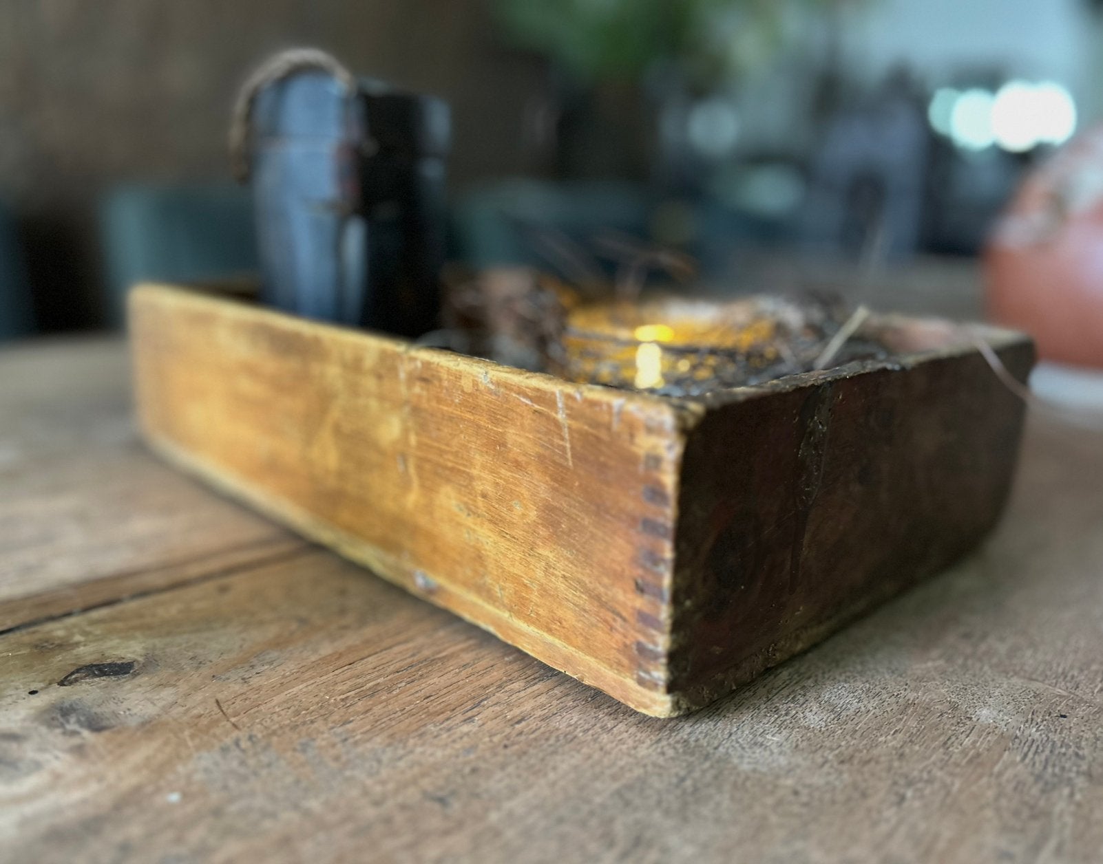 Oud houten kistje sober sleets landelijk Brocante, Antiek en Kunst, Ophalen of Verzenden