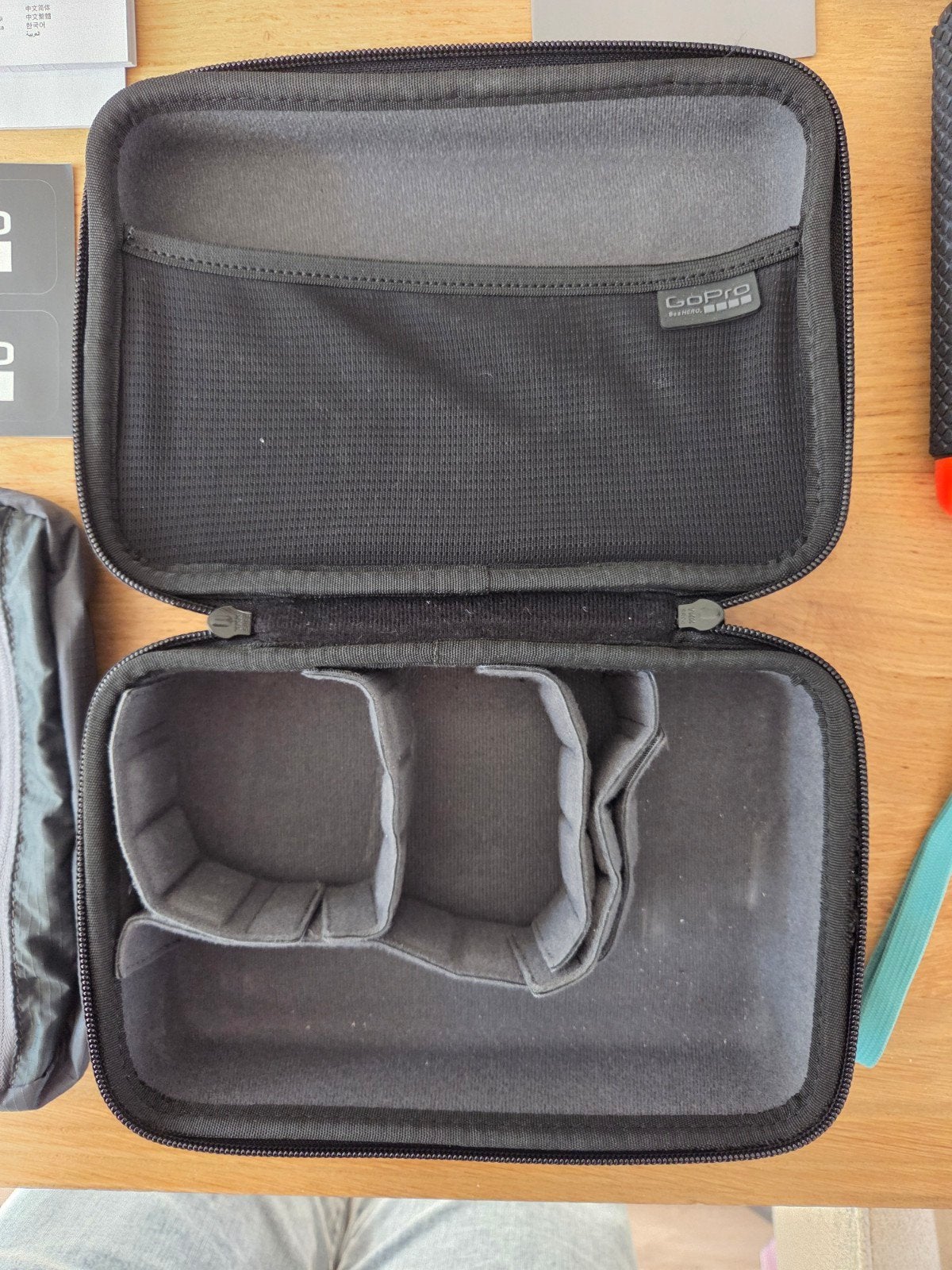 Foto 4 van GoPro Hero 6 Black - incl. accessoires en 2x 64GB opslag