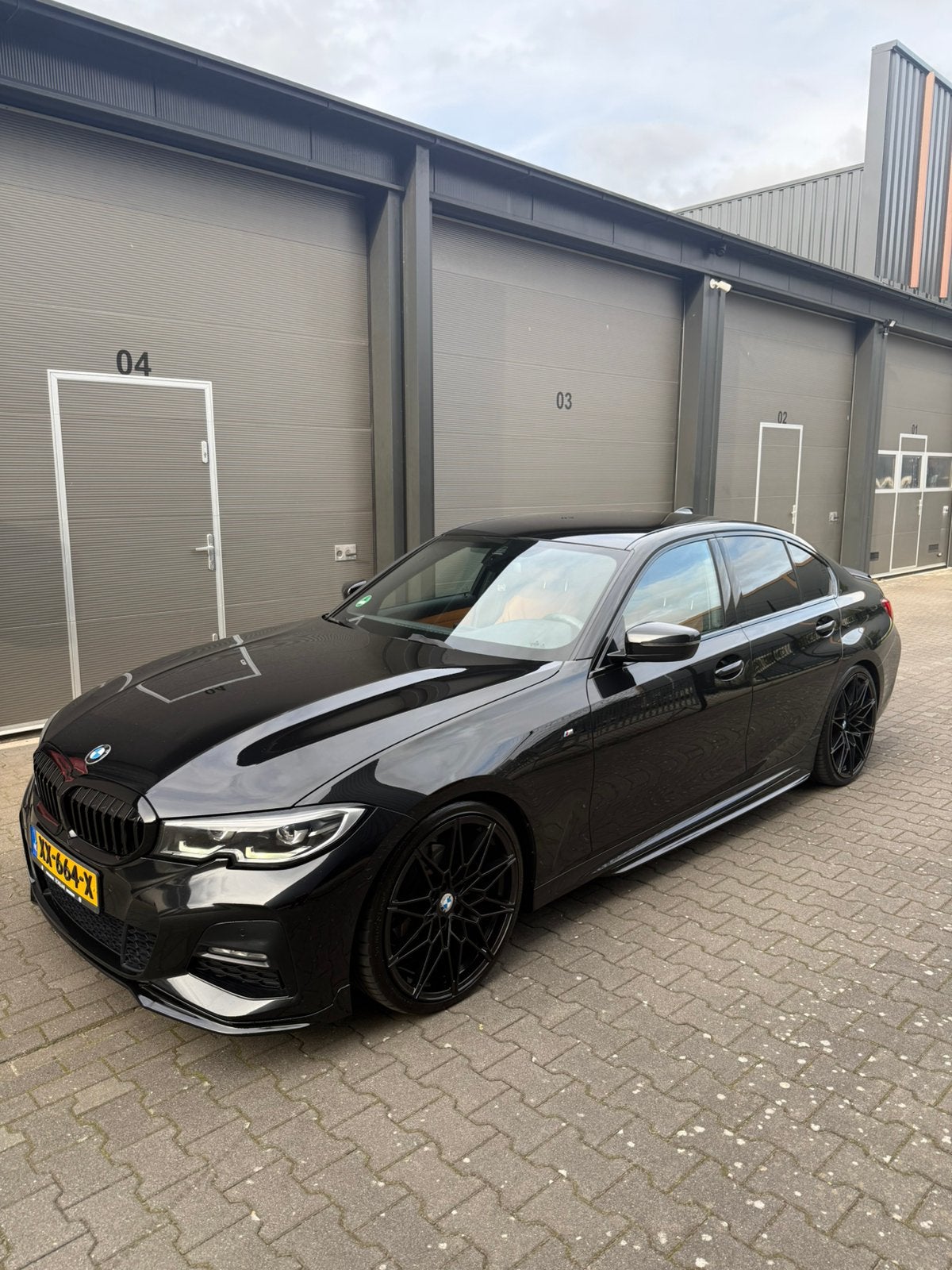 BMW 3-Serie 320i G20 Zwart Volledig M-Pakket, 1998 cc, 4 cilinders, Zwart, Particulier