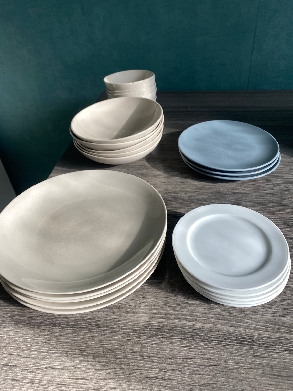 Borden/kommen/mokken (servies), Ophalen
