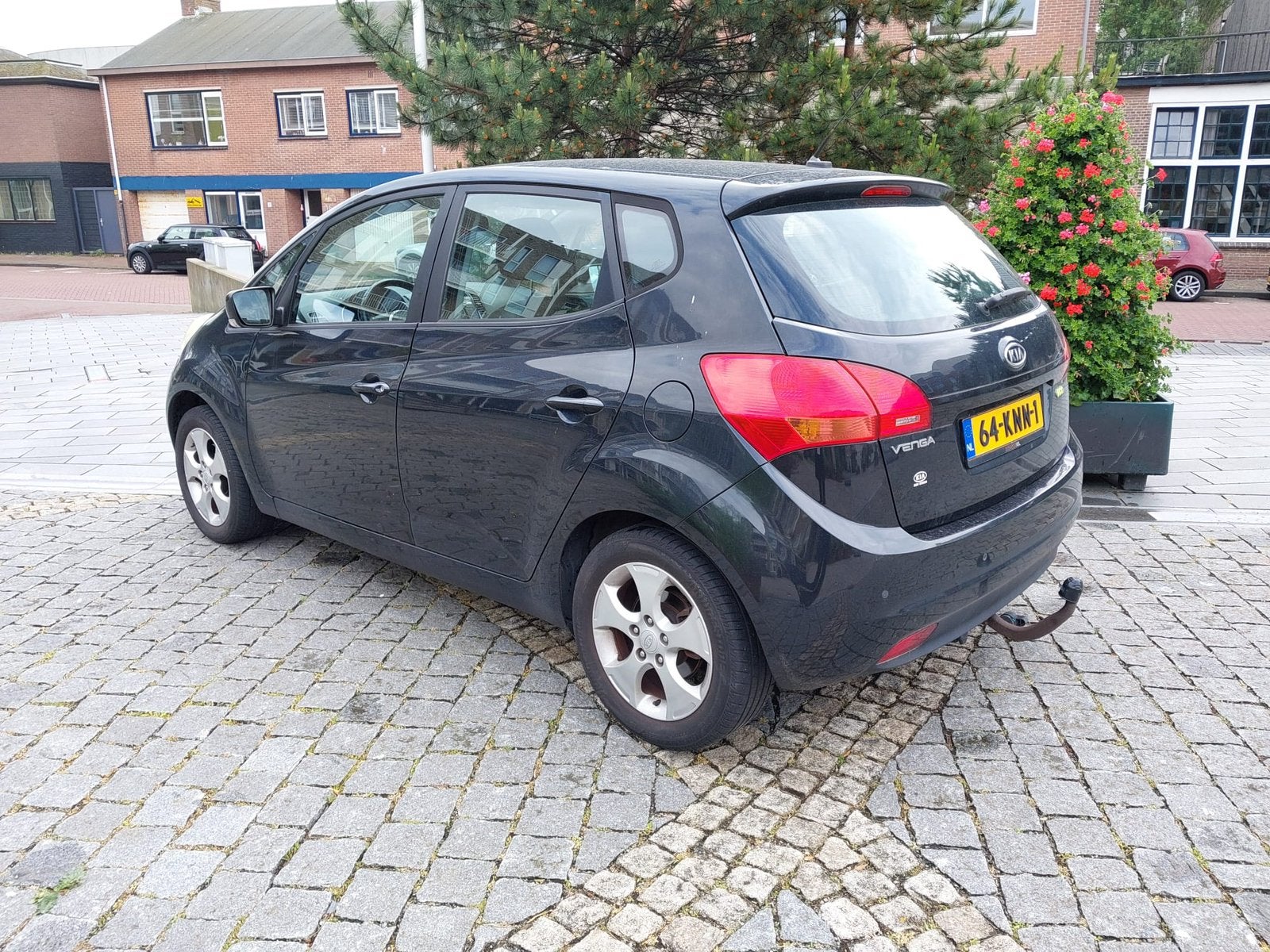 Kia Venga 1.6 cvvt,  2010 Zwart , Airco ,dealer onderhoud ,, Auto's, Voorwielaandrijving, 125 pk, Automatische klimaatregeling